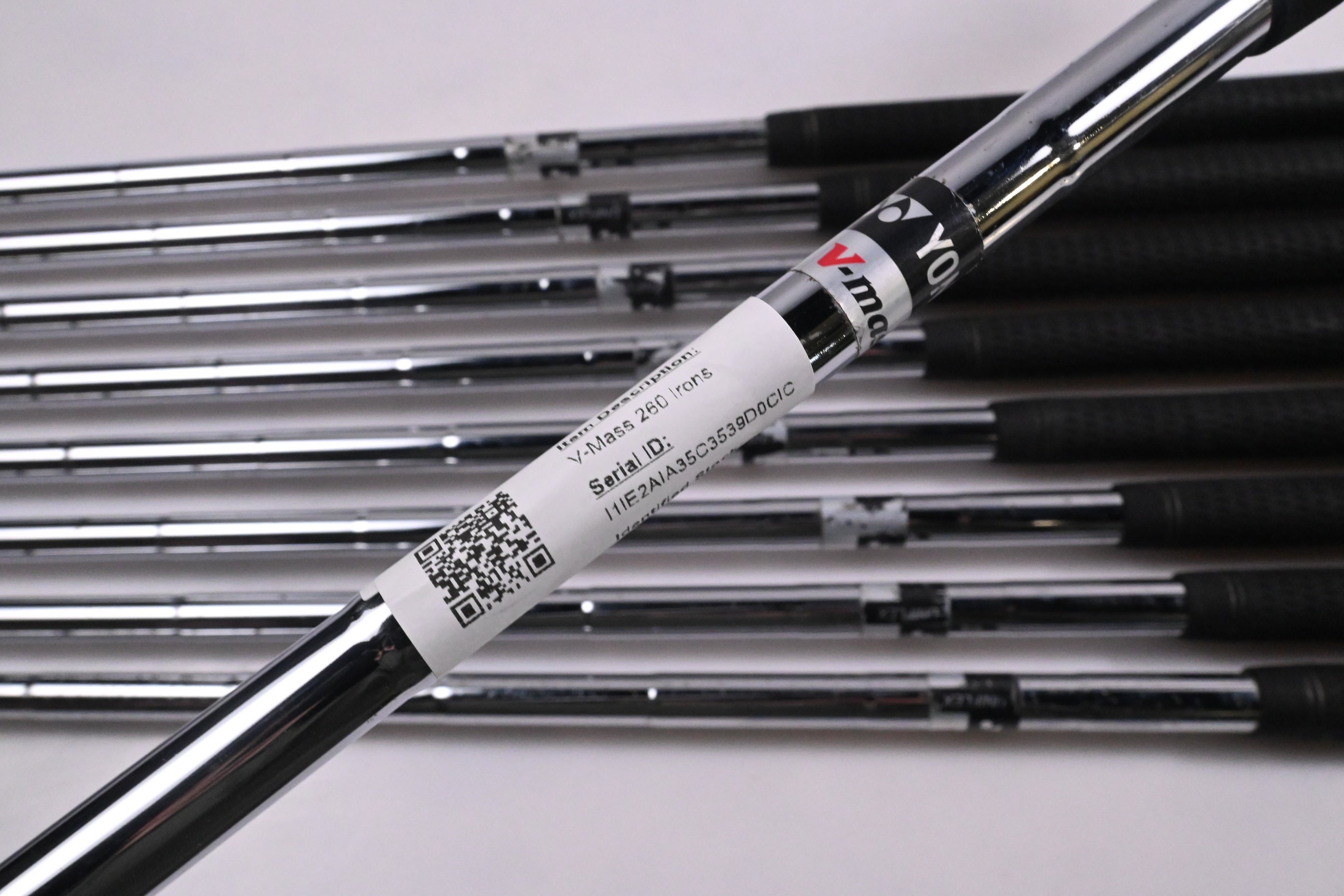 Yonex V-Mass 260 Irons / 3-PW+SW / Uniflex Yonex V-Mass Steel Shafts
