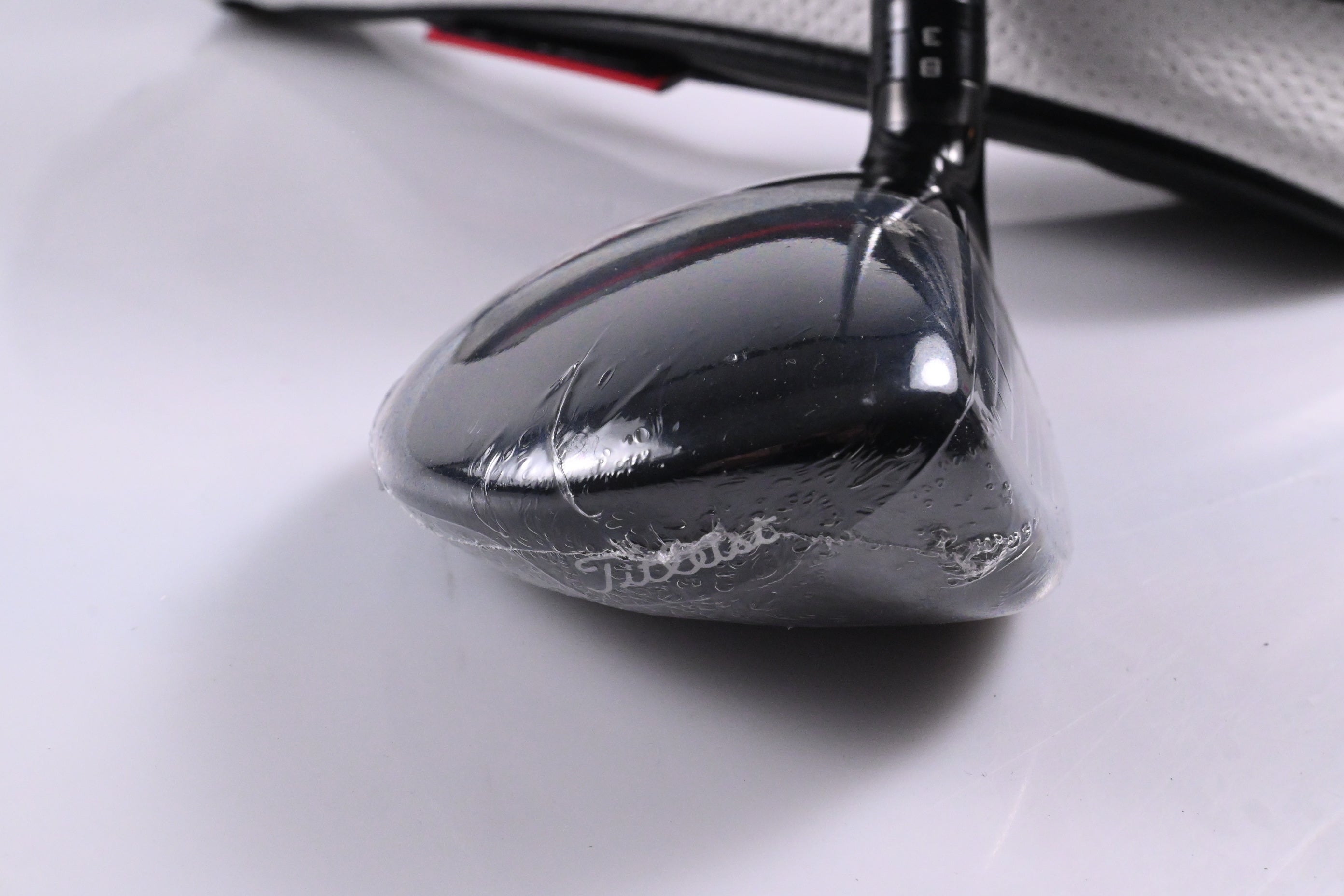 Titleist GT1 #5 Hybrid / 23 Degree / Regular Flex Fujikura Air Speeder 50 Shaft