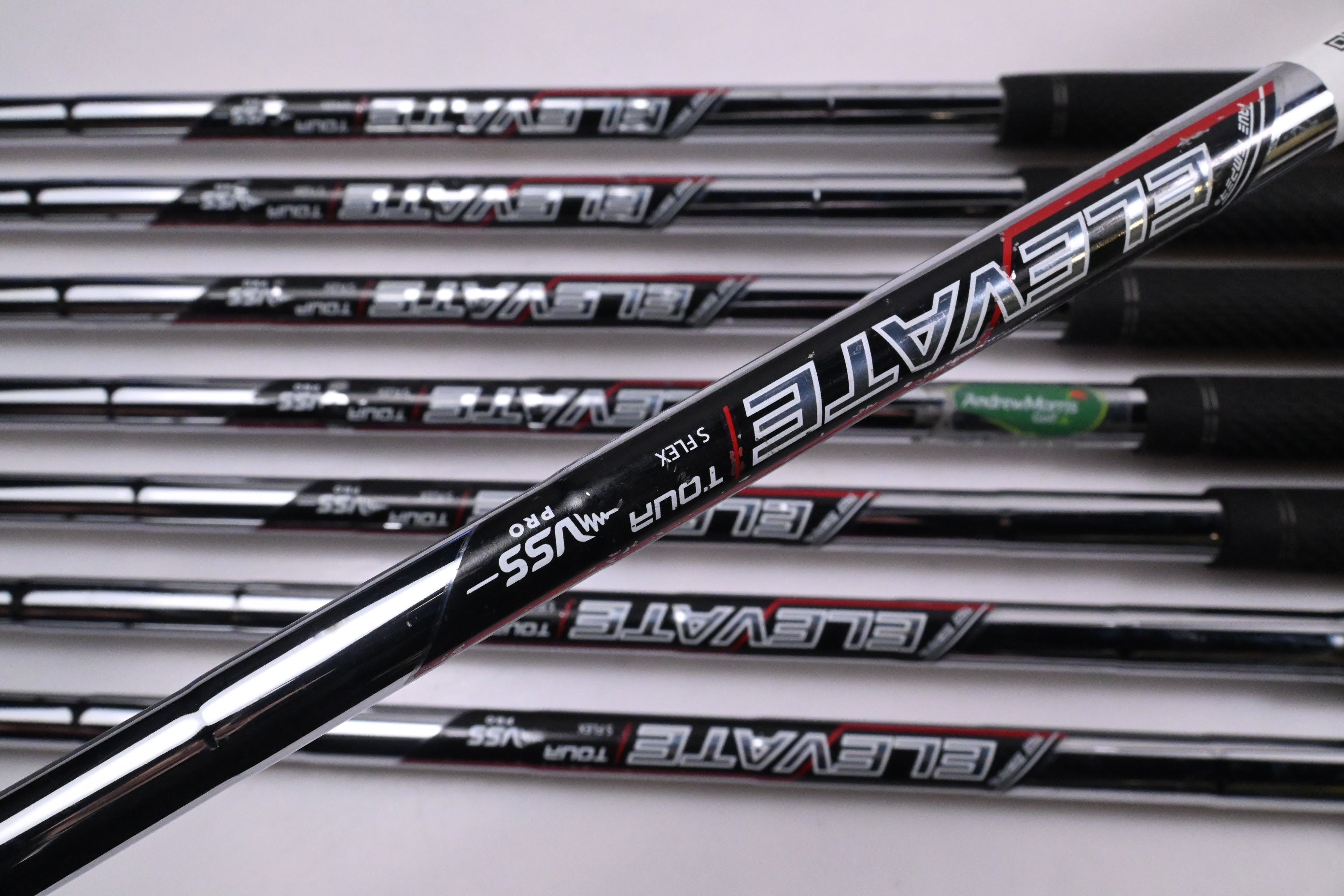 Callaway Apex 19 Irons / 4-PW+GW / Stiff Flex Elevate Tour Shafts