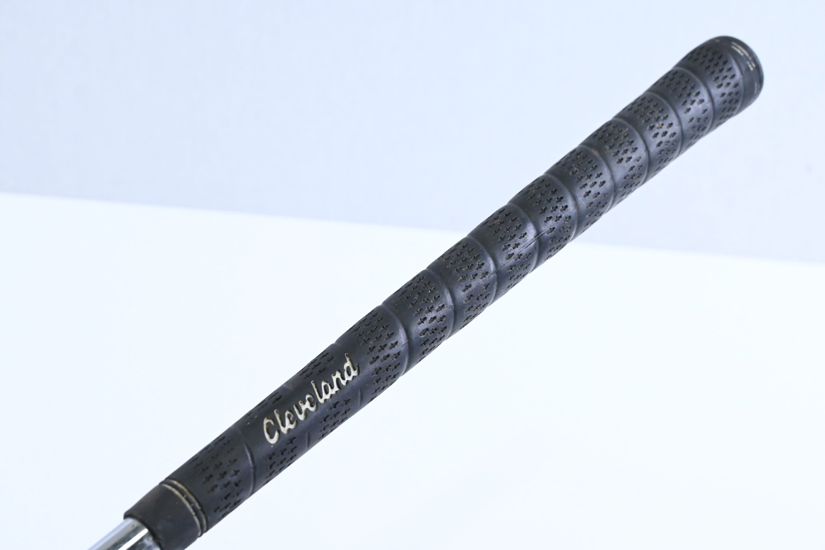 Cleveland Reg 588 RTG Sand Wedge / 56 Degree / Wedge Flex Dynamic Gold Shaft