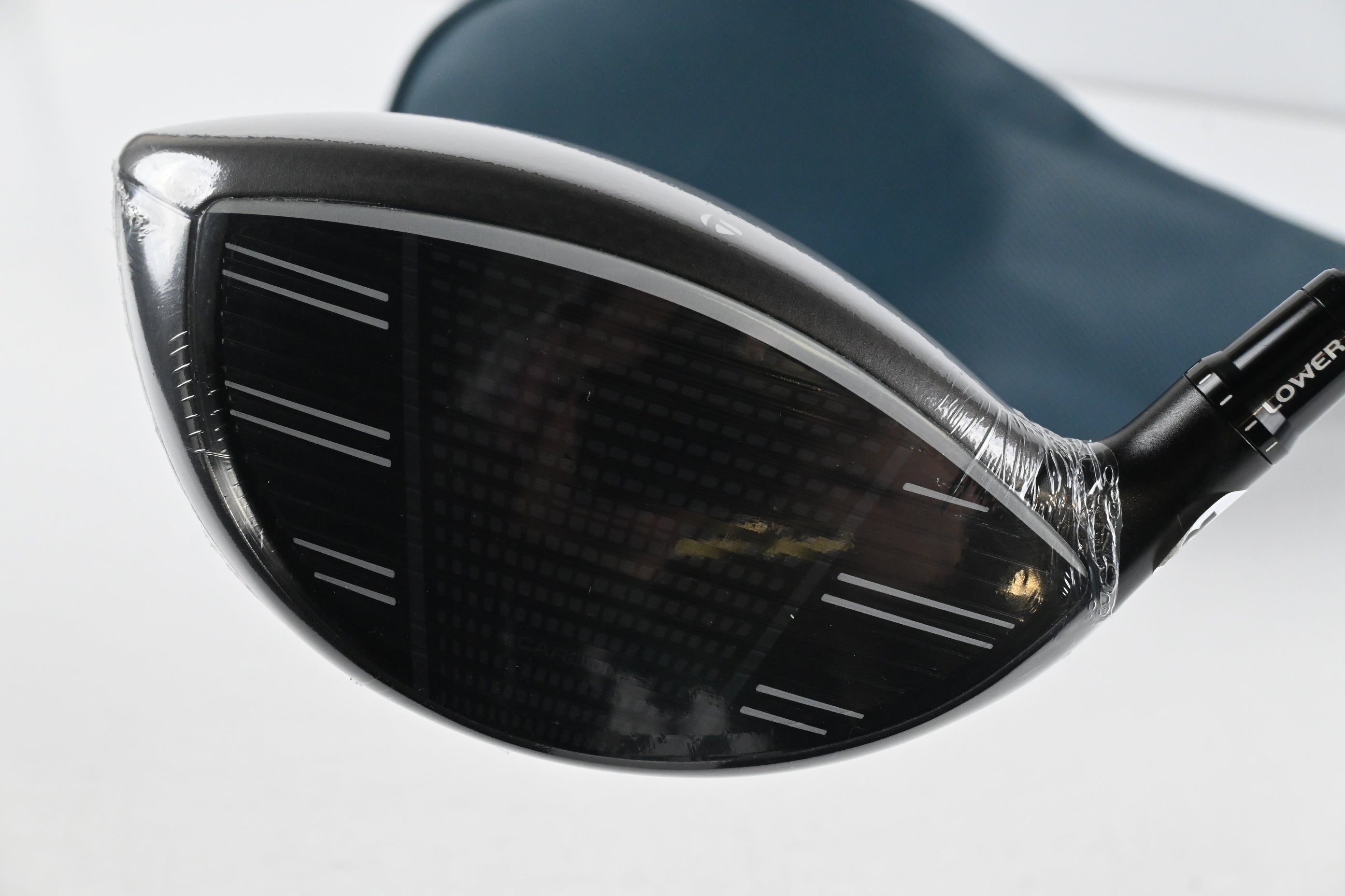 Taylormade Qi4D Max Driver / 12 Degree / Regular Flex Reax Blue 50 Shaft