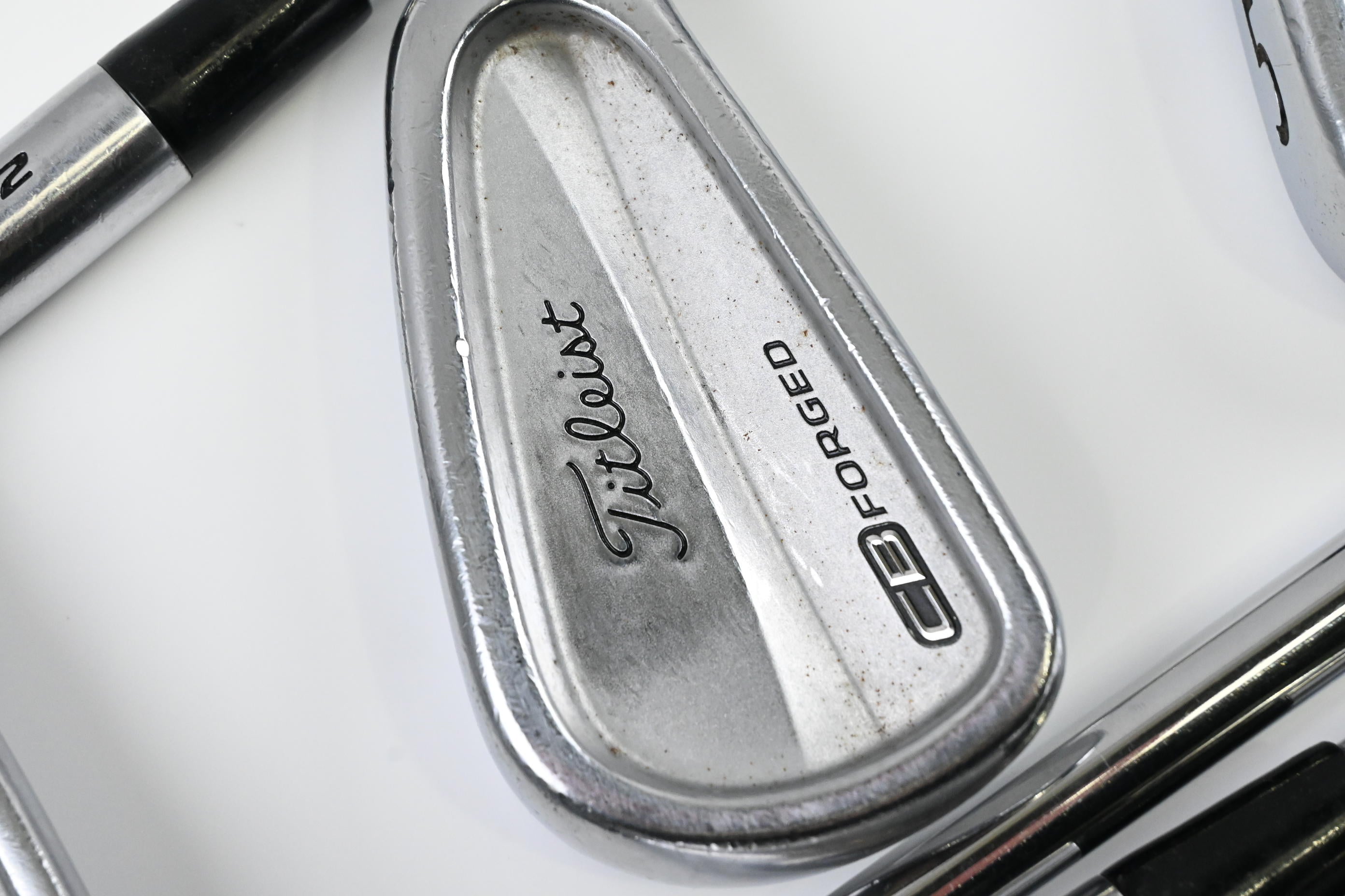 Titleist 712 MB-CB Combo Irons / 3-9 / Stiff Flex Project X Rifle Shafts