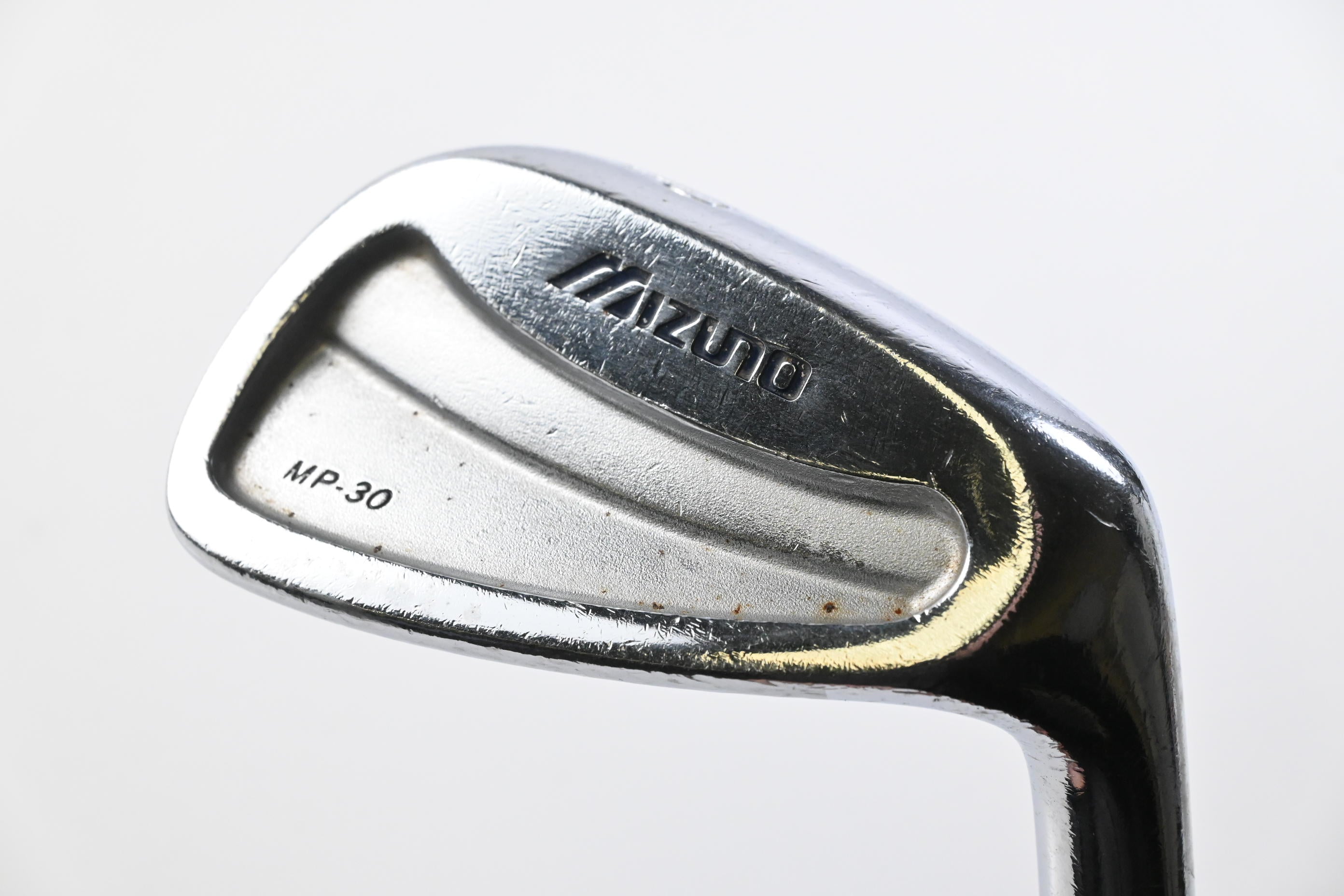 Mizuno MP-30 Pitching Wedge / 47 Degree / Regular Flex Dynamic Gold R300 Shaft