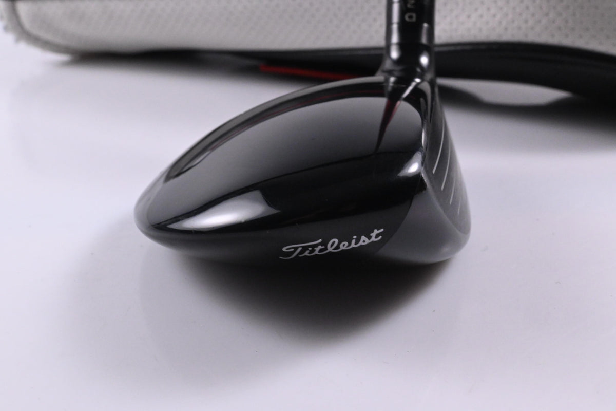 Titleist GT2 #5 Wood / 18 Degree / Regular Flex Denali Red 60 Shaft