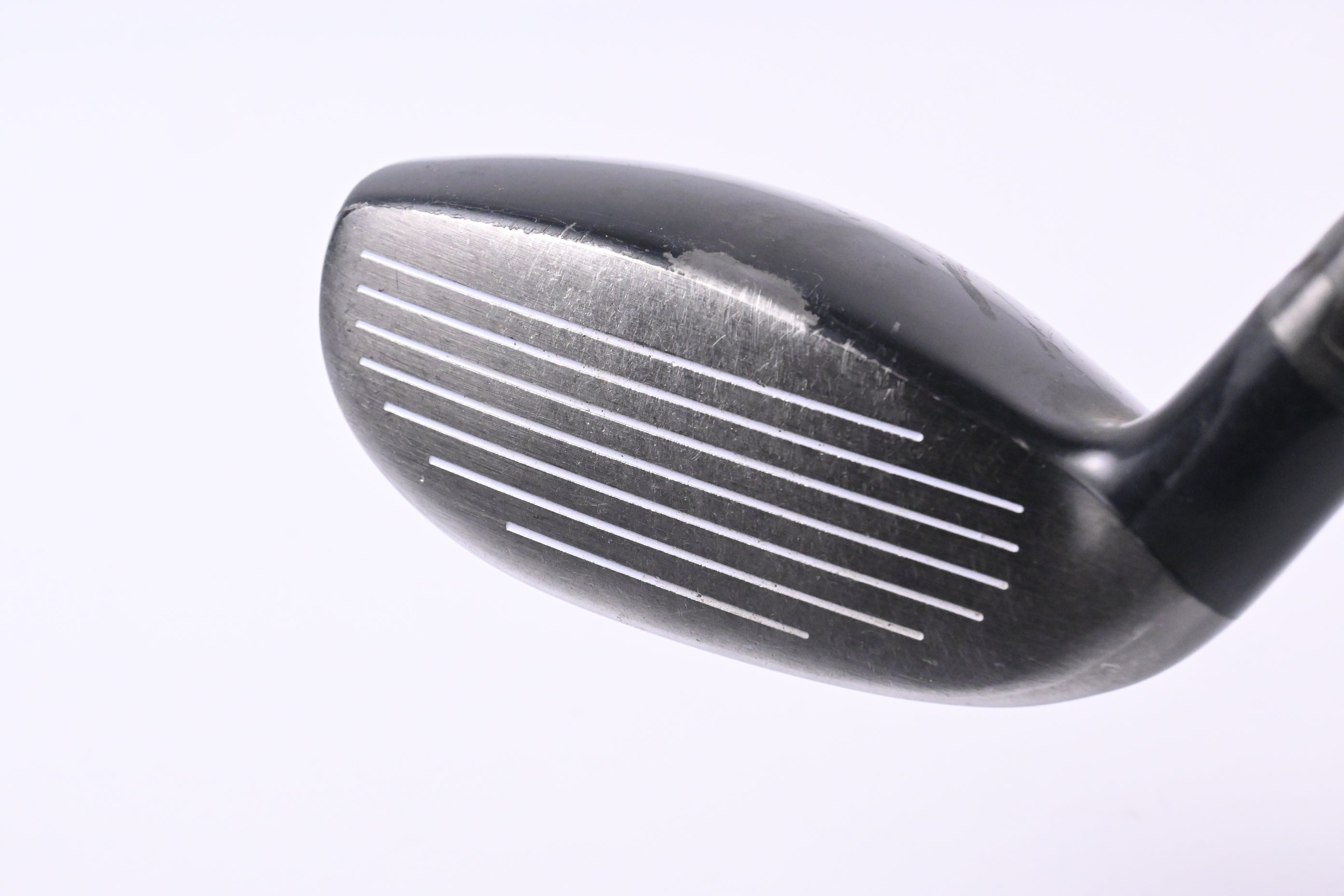 Titleist 910H #2 Hybrid / 17 Degree / Stiff Flex Diamana 'ahina Black 90 Shaft