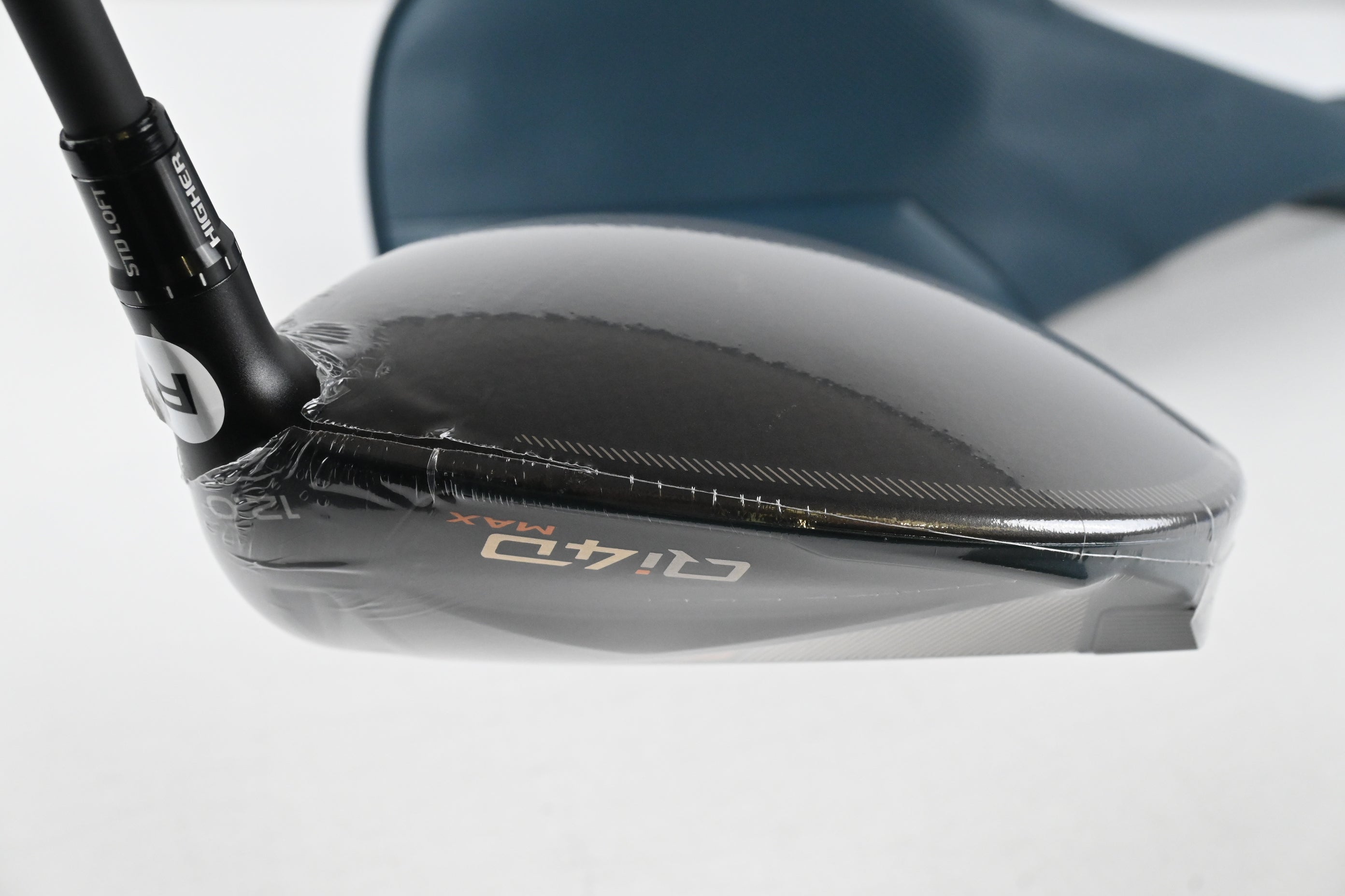 Taylormade Qi4D Max Driver / 12 Degree / Regular Flex Reax Blue 50 Shaft