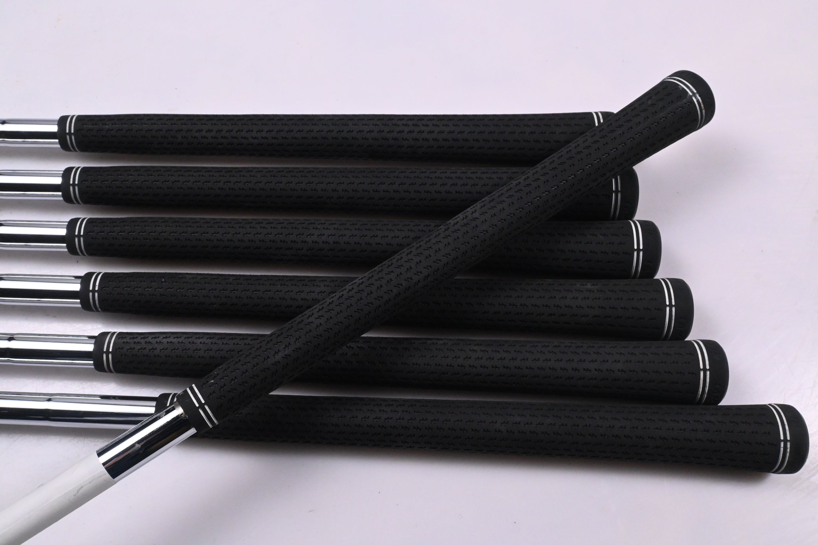 Cobra DS-Adapt Irons / 5-PW+GW / Stiff Flex KBS Tour Lite Shafts