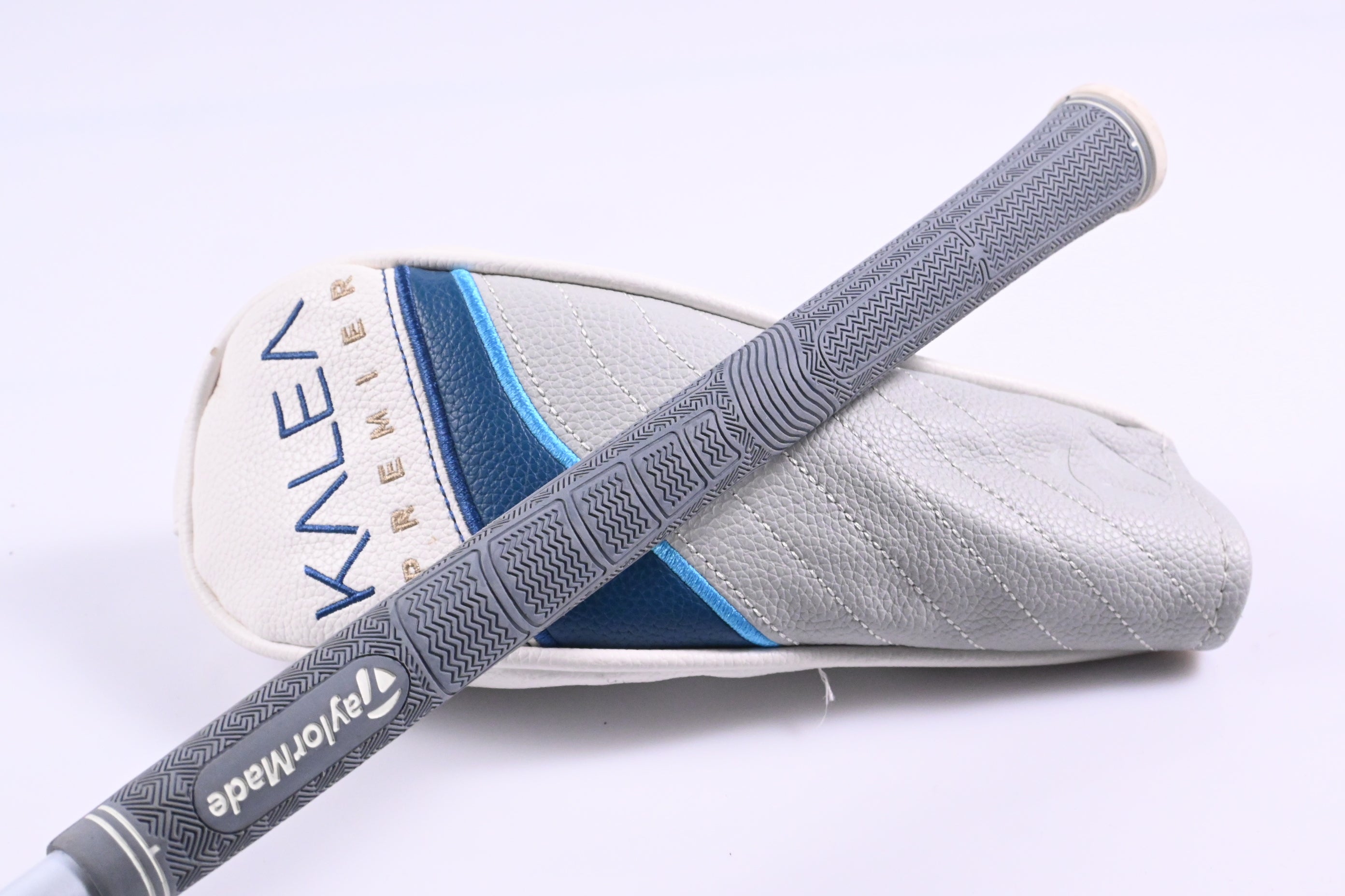 Ladies Taylormade Kalea Premier #6 Hybrid / 31 Degree / Ladies Flex Kalea