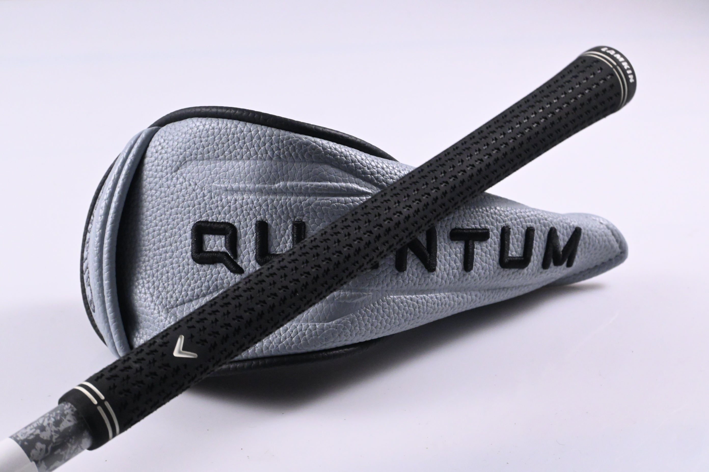 Callaway Quantum Max OS #4 Hybrid / 20 Degree / Regular Flex Denali Frost Silver