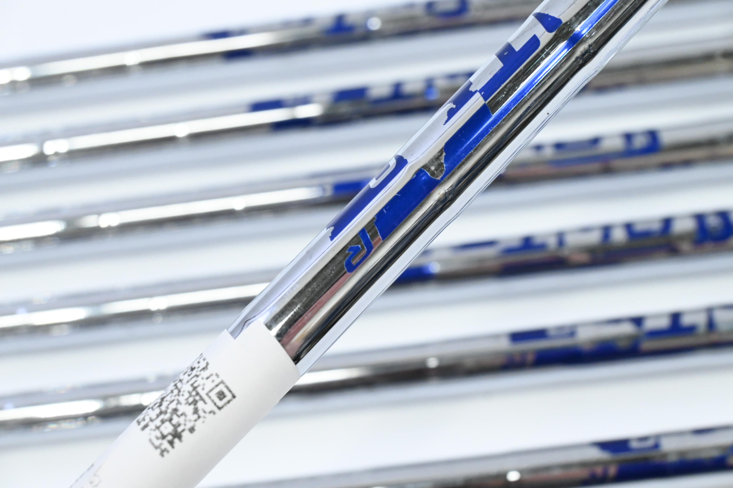 Ping G Series Irons / 4-PW / Green Dot / Regular Flex Ping AWT 2.0 Shafts