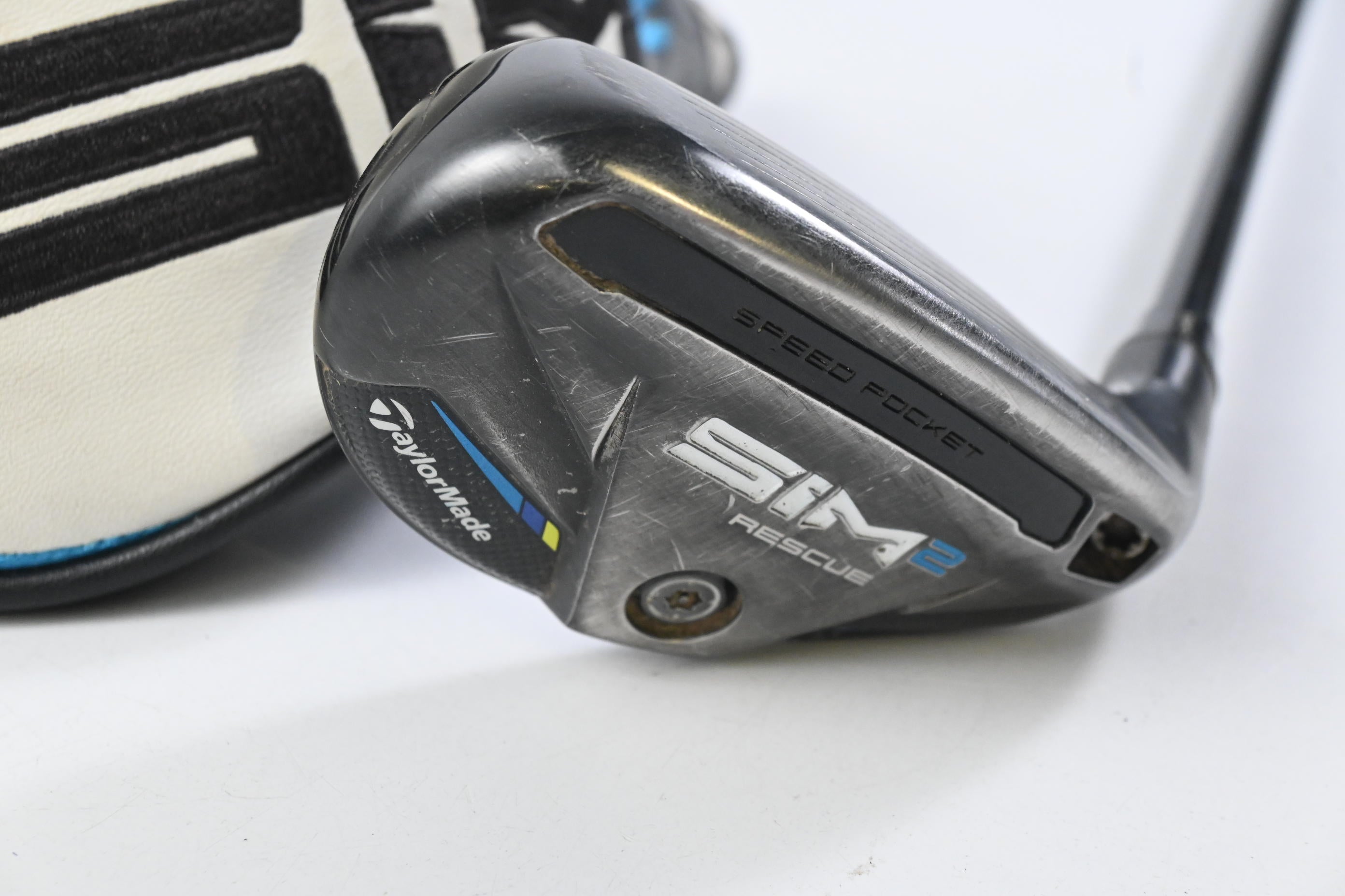 Taylormade SIM2 Max #3 Hybrid / 19.5 Degree / Stiff Flex Tensei AV Blue 80 Shaft