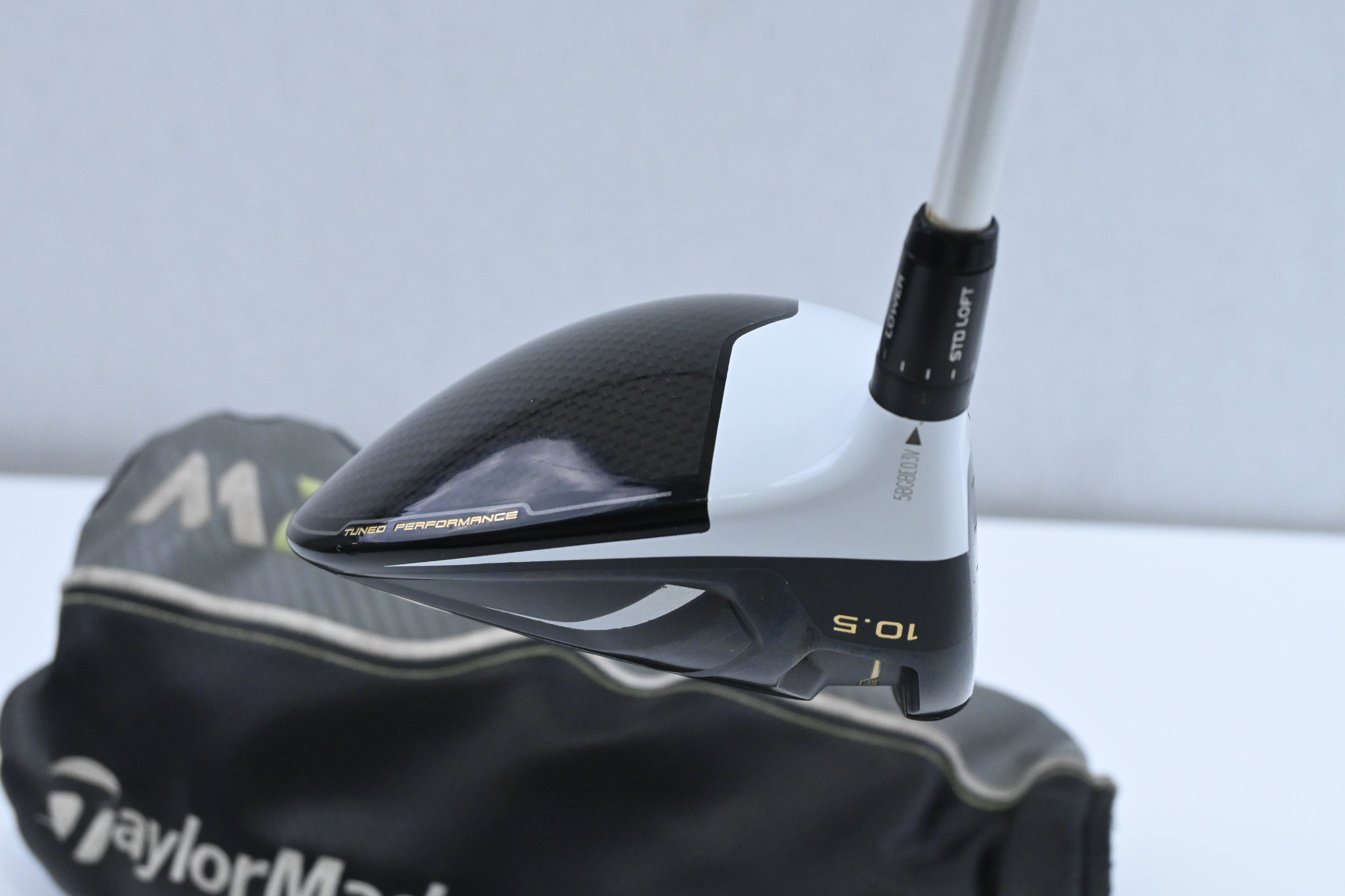 Left Hand Taylormade M2 2016 Driver / 10.5 Degree / Stiff Flex Rogue Silver 70