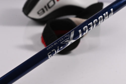 Titleist 910 D2 Driver / 9.5 Degree / Stiff Flex Project X - 7C3 Blue Shaft