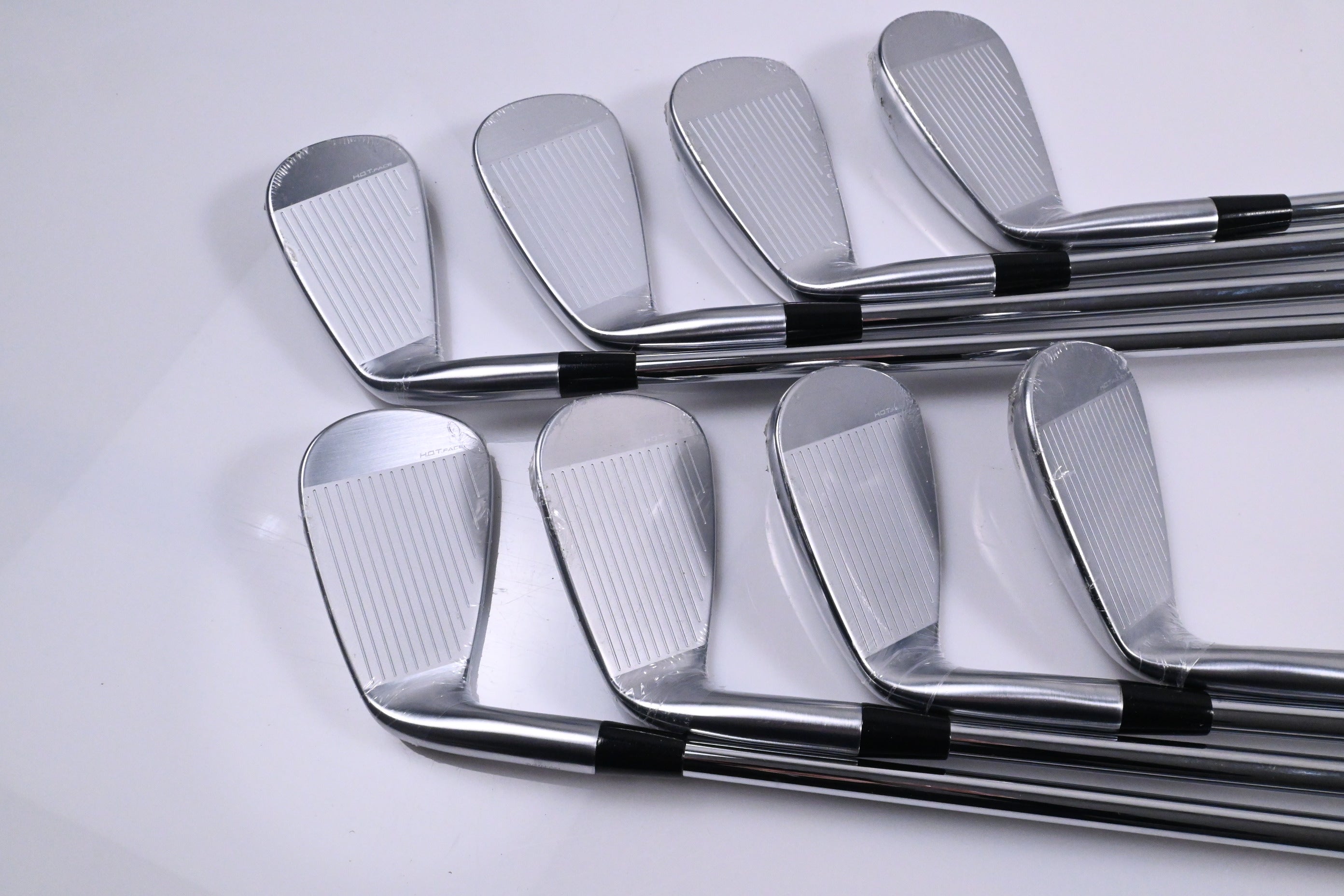Cobra 2025 King Tec-X Irons / 4-PW+GW / Stiff Flex NS Pro Modus 3 Tour 105