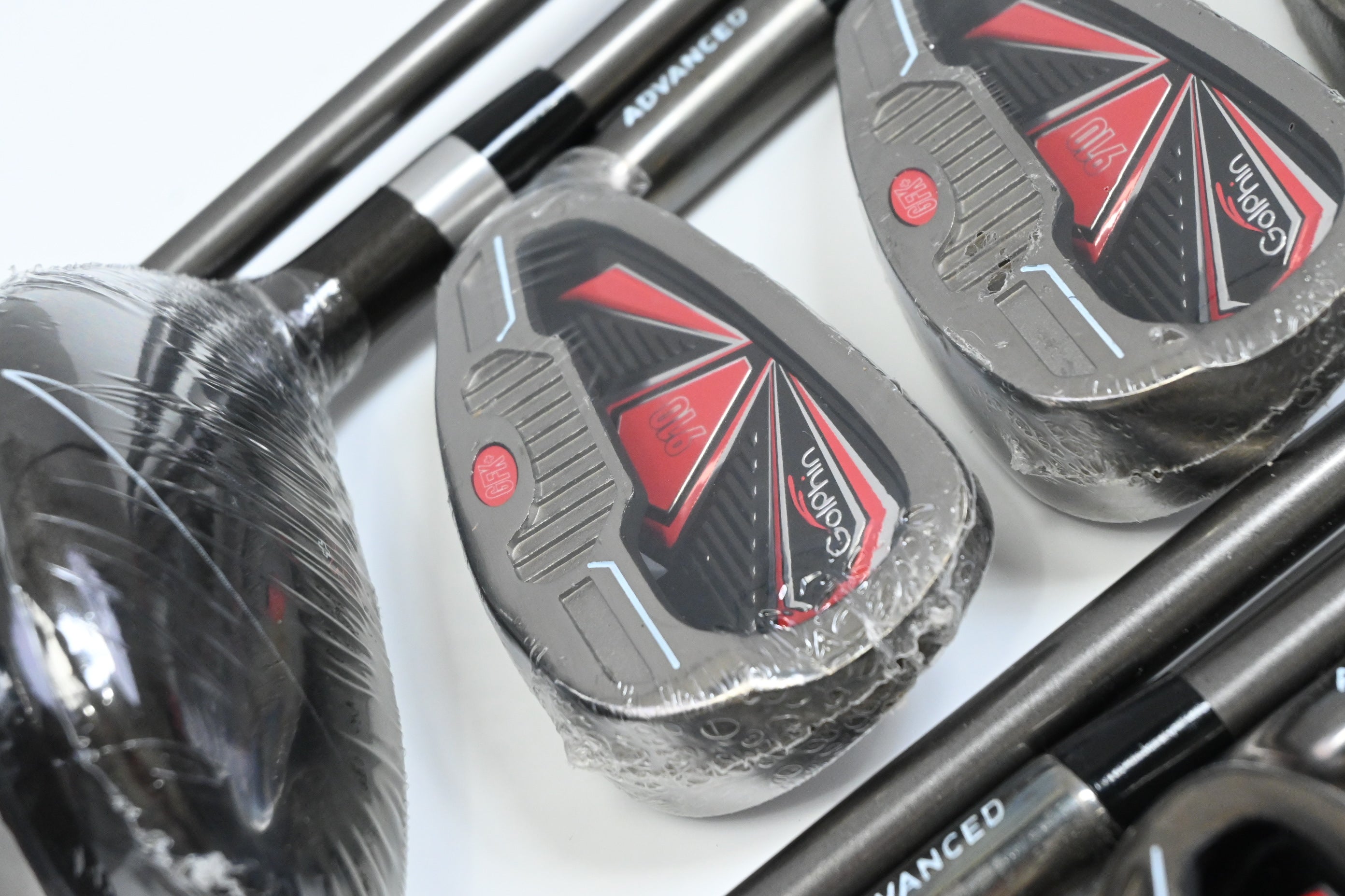 Junior Golphin 910 Package Set / Wood, Hybrid, Irons, Putter, Bag