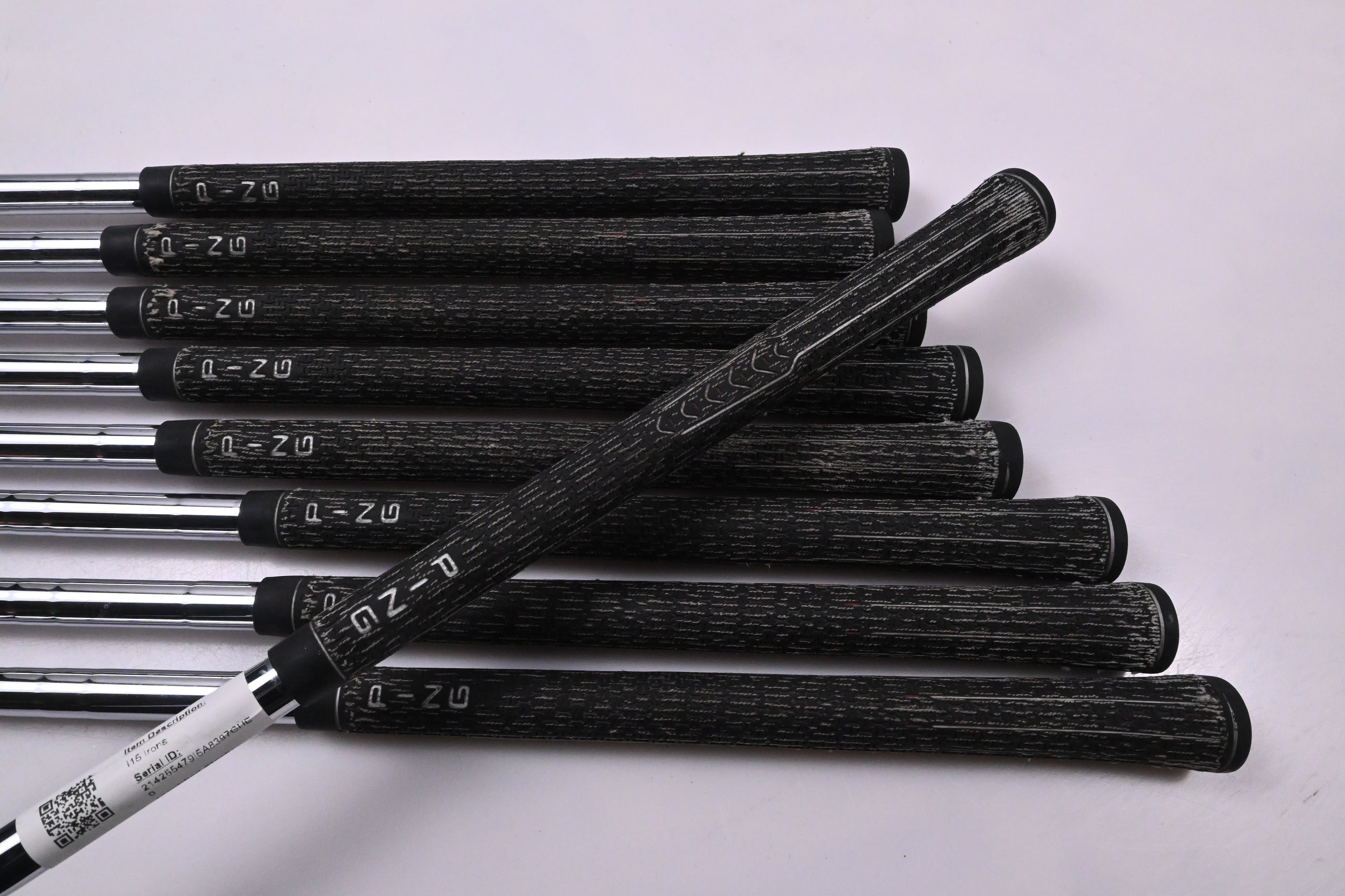 Ping i15 Irons / 3-PW+GW / Yellow Dot / Regular Flex Ping AWT Shafts