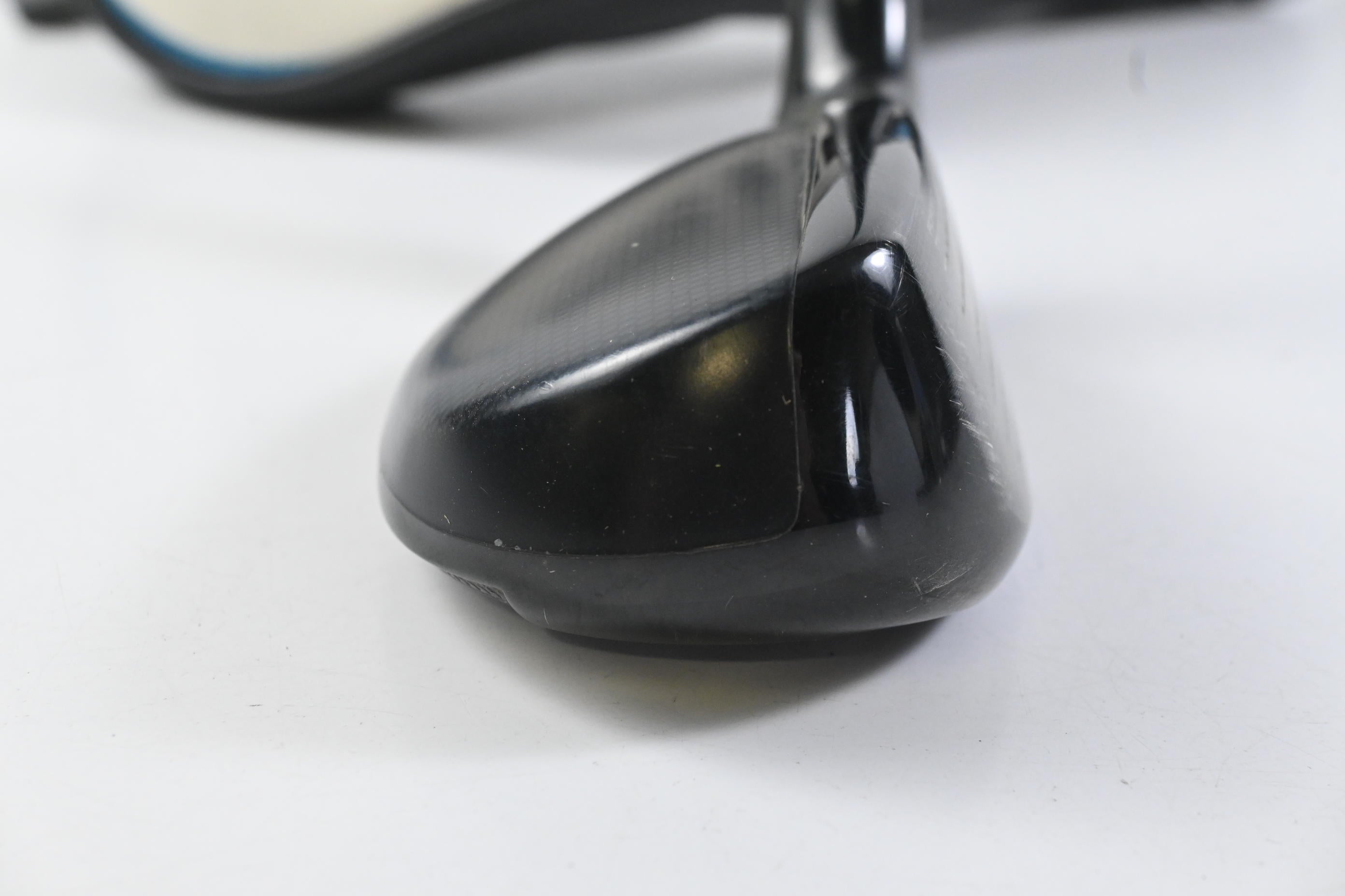 Taylormade SIM2 Max #3 Hybrid / 19.5 Degree / Stiff Flex Tensei AV Blue 80 Shaft