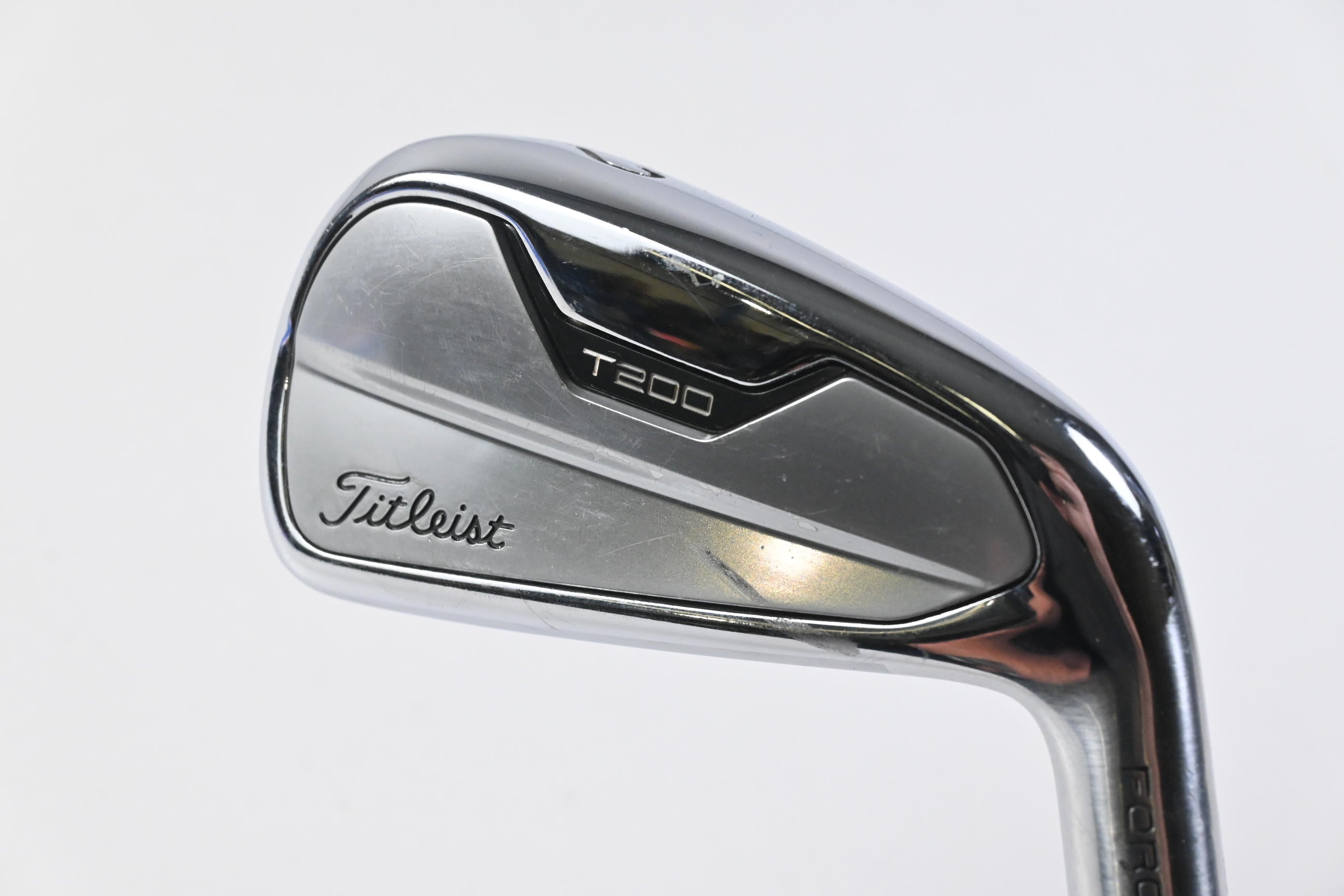 Titleist T200 Utility #2 Iron / 17 Degree / Stiff Flex HZRDUS Black 80 Shaft