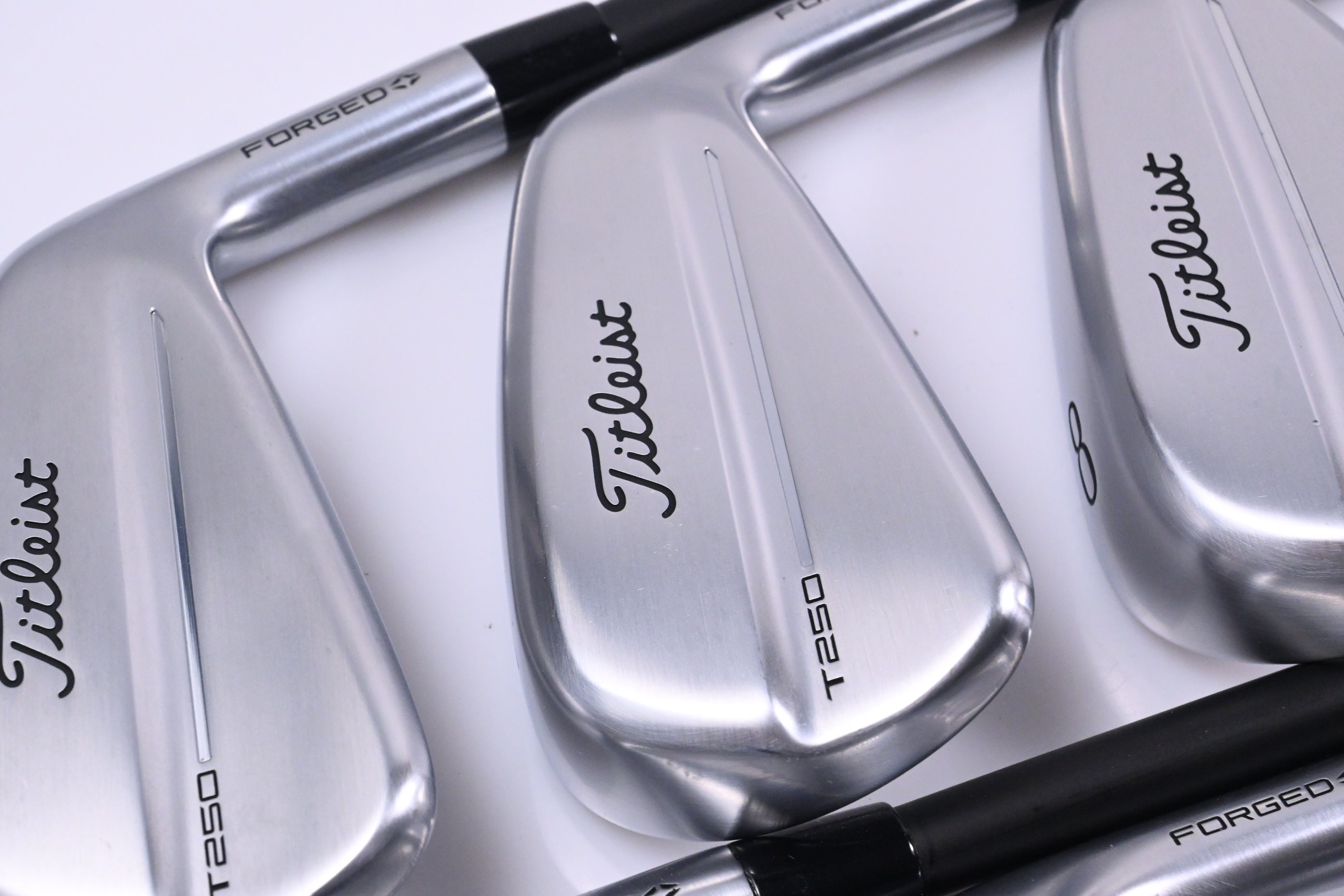 Titleist T250 2025 Irons / 6-PW / Regular Flex Fujikura Axiom Velocore 95 Shafts