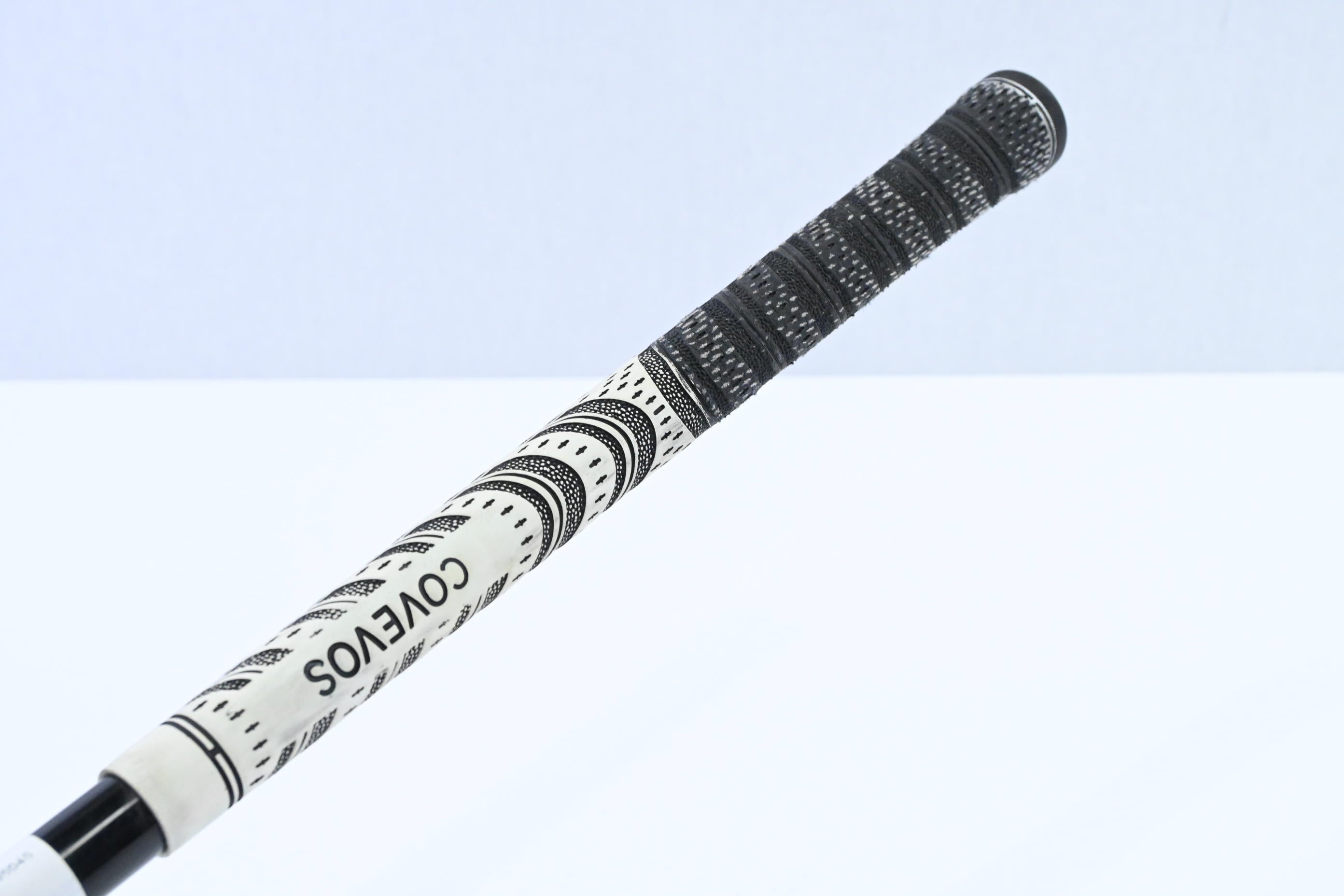 Taylormade SIM2 Max Driver / 10.5 Degree / Stiff Flex Kuro Kage 60 Shaft