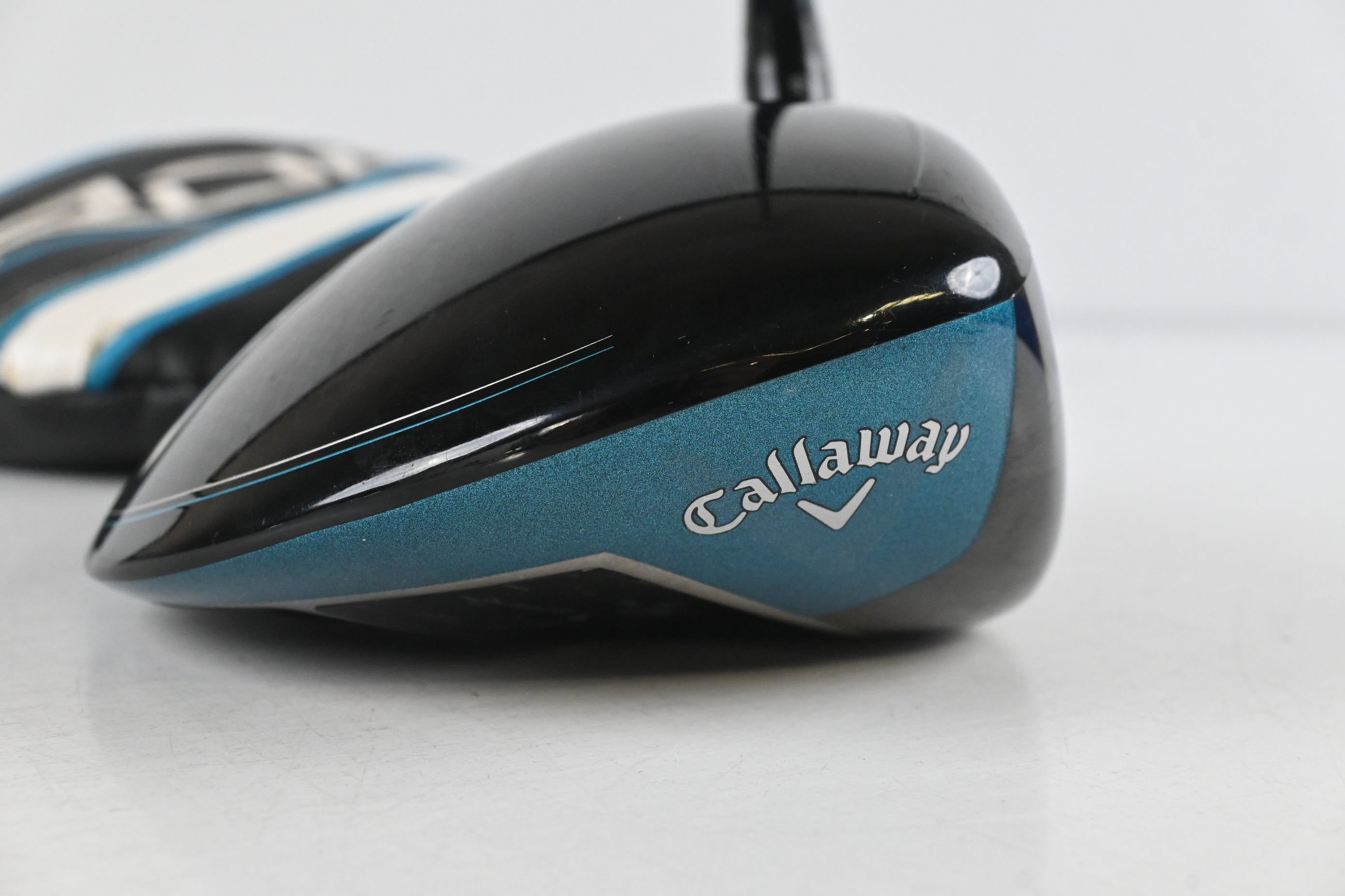 Callaway Rogue Sub Zero Driver / 9 Degree / Regular Flex Hzrdus Yellow 63 Shaft