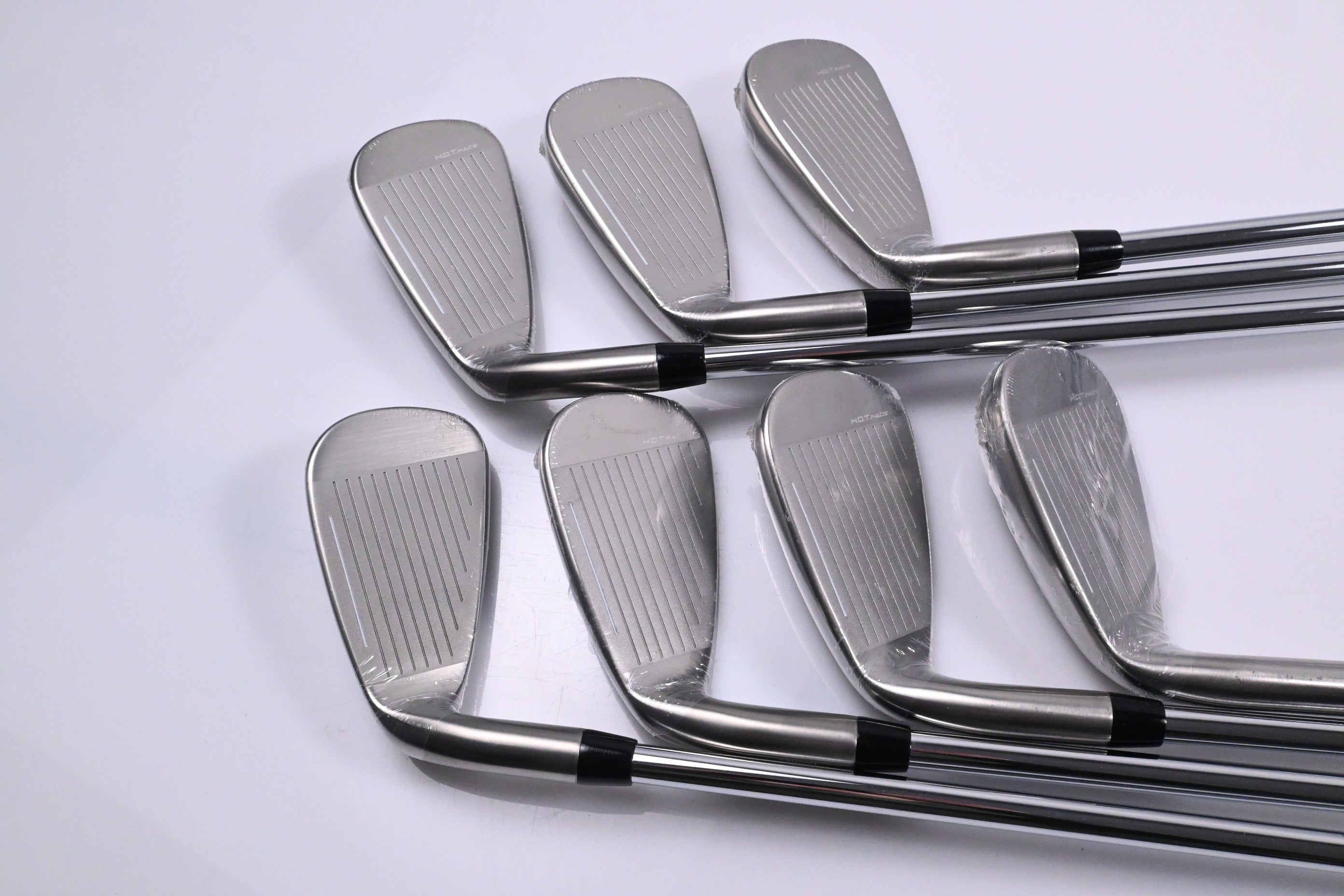 Cobra DS-Adapt Max Irons / 4-PW / Regular Flex KBS Tour Lite Shats