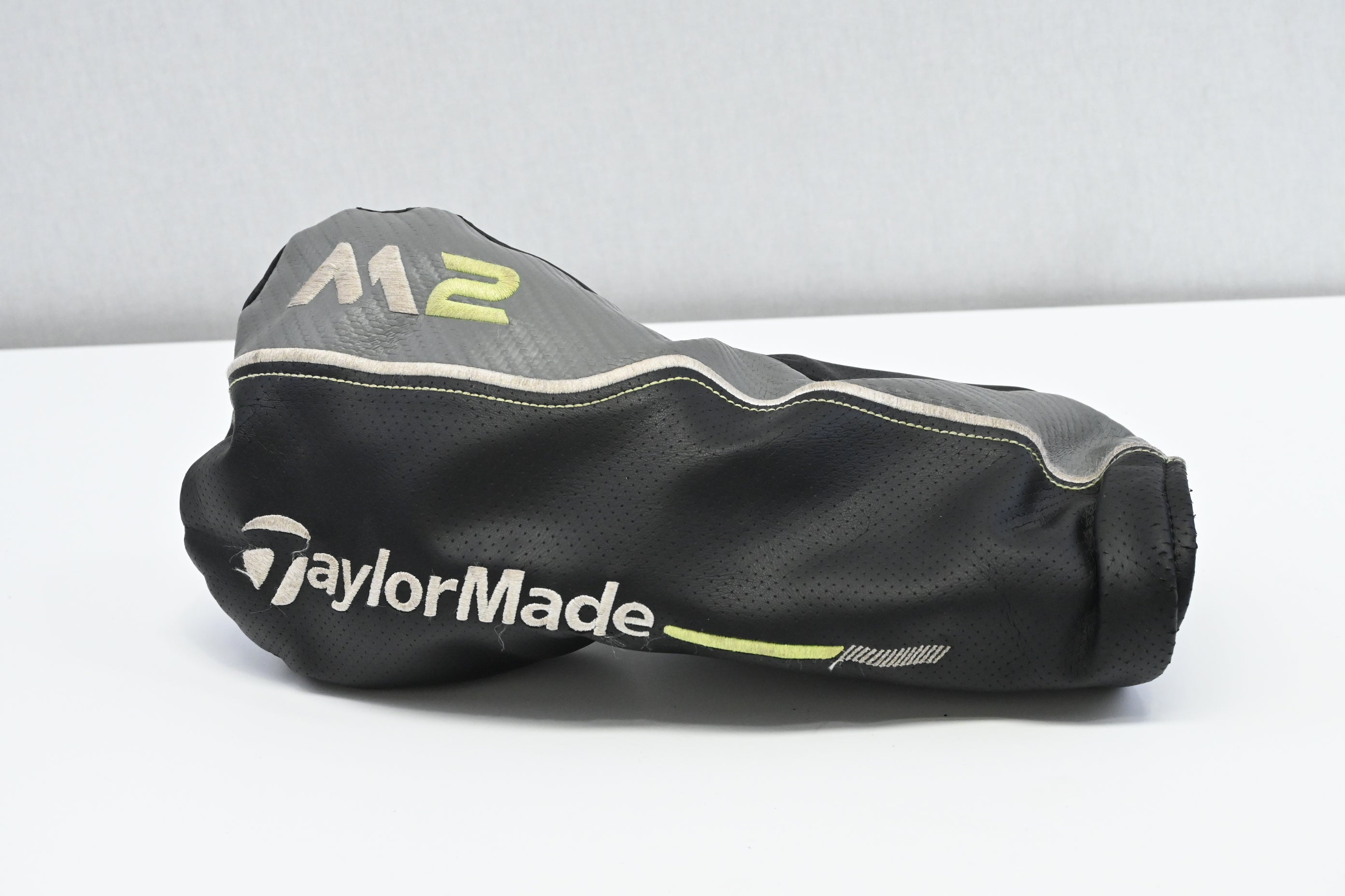 Left Hand Taylormade M2 2016 Driver / 10.5 Degree / Stiff Flex Rogue Silver 70