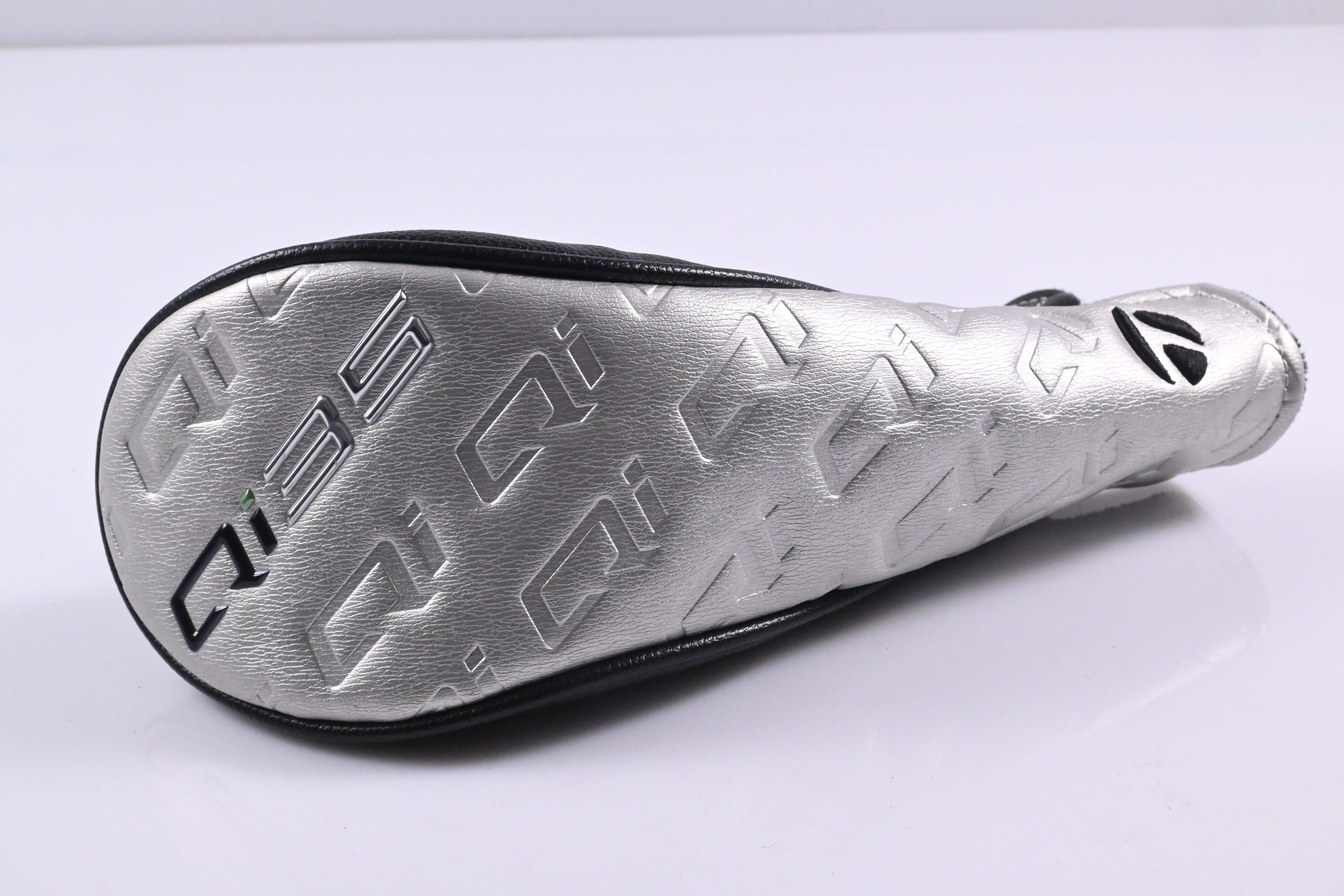 Taylormade Qi35 Max Lite #5 Hybrid / 27 Degree / Senior Flex Vanquish 5 Shaft