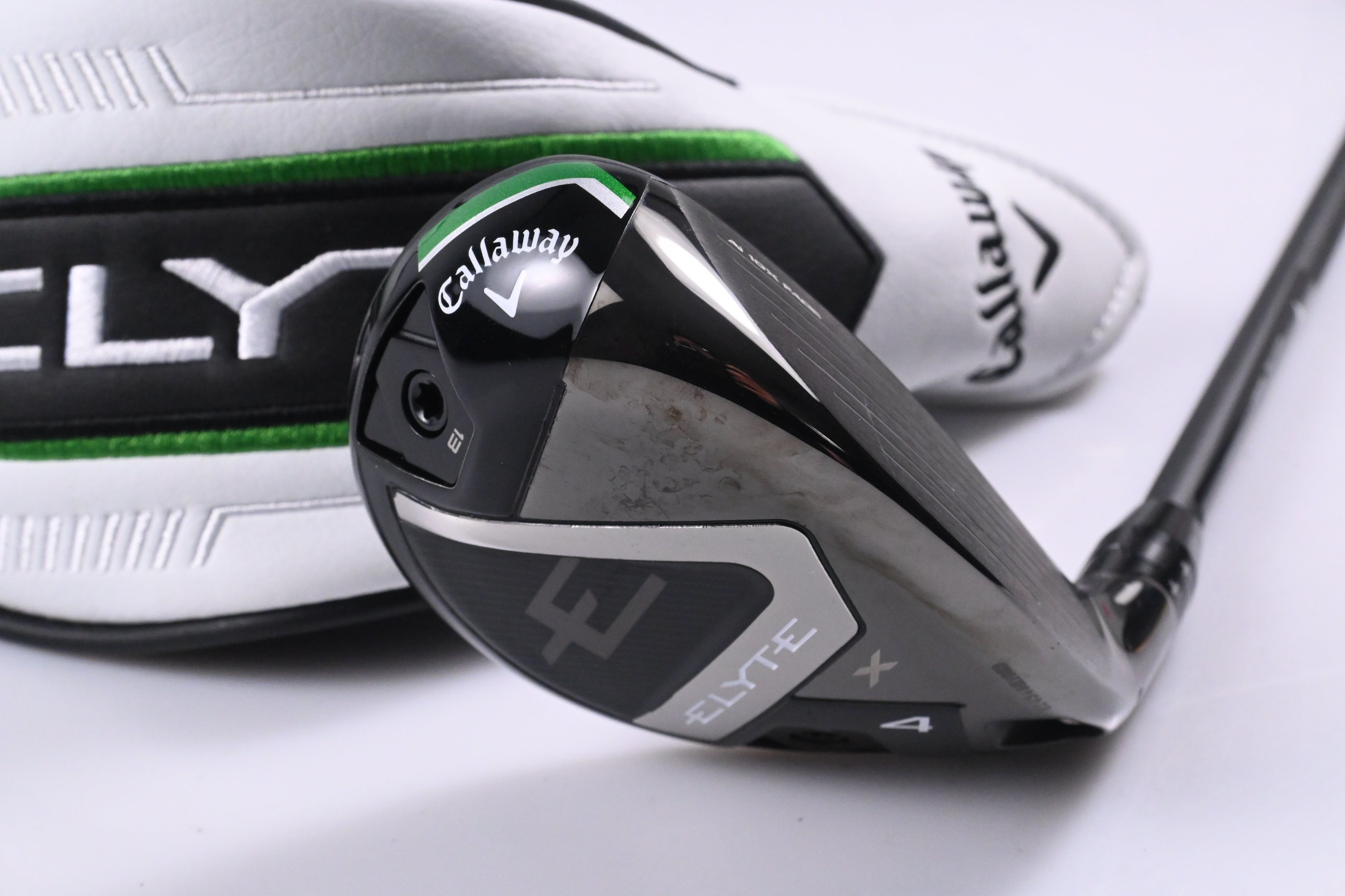 Callaway Elyte X #4 Hybrid / 21 Degree / Senior Flex Vanquish 5 Shaft
