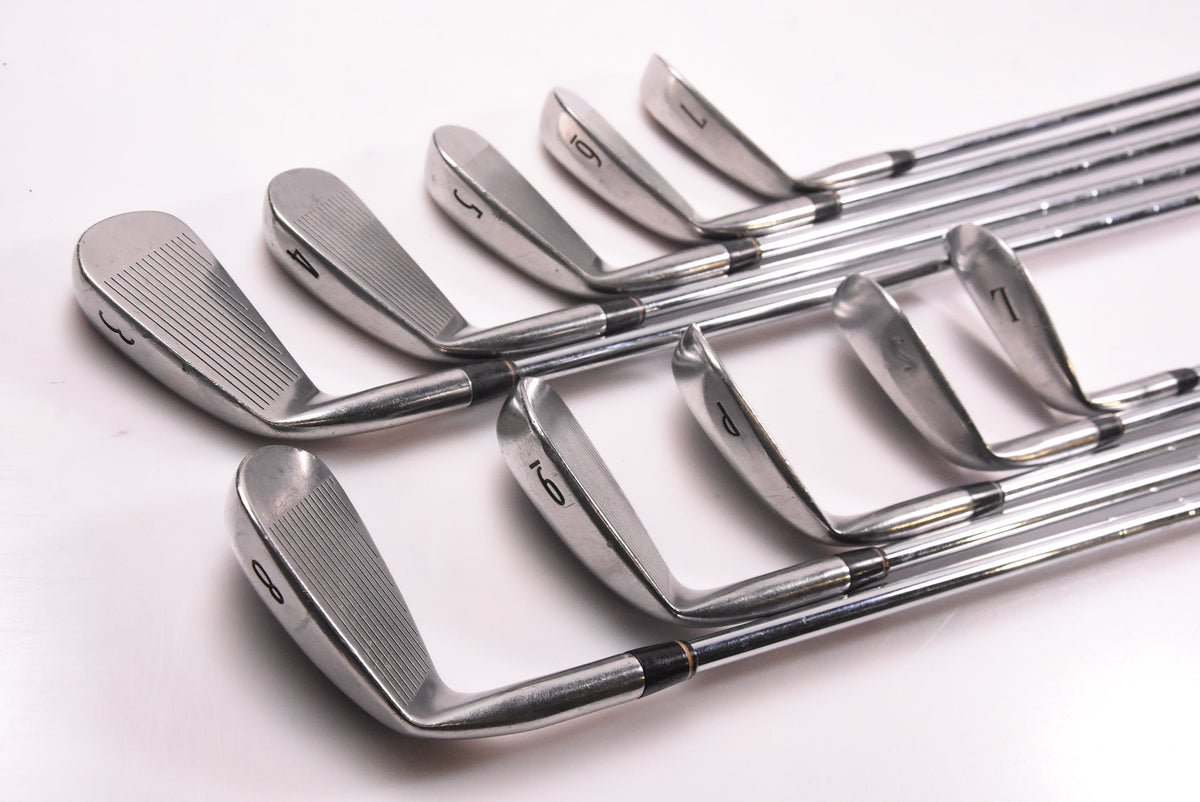 Titleist DCI 962 Irons / 3-PW+SW+LW / Regular Flex Titleist Tri Spec Shafts