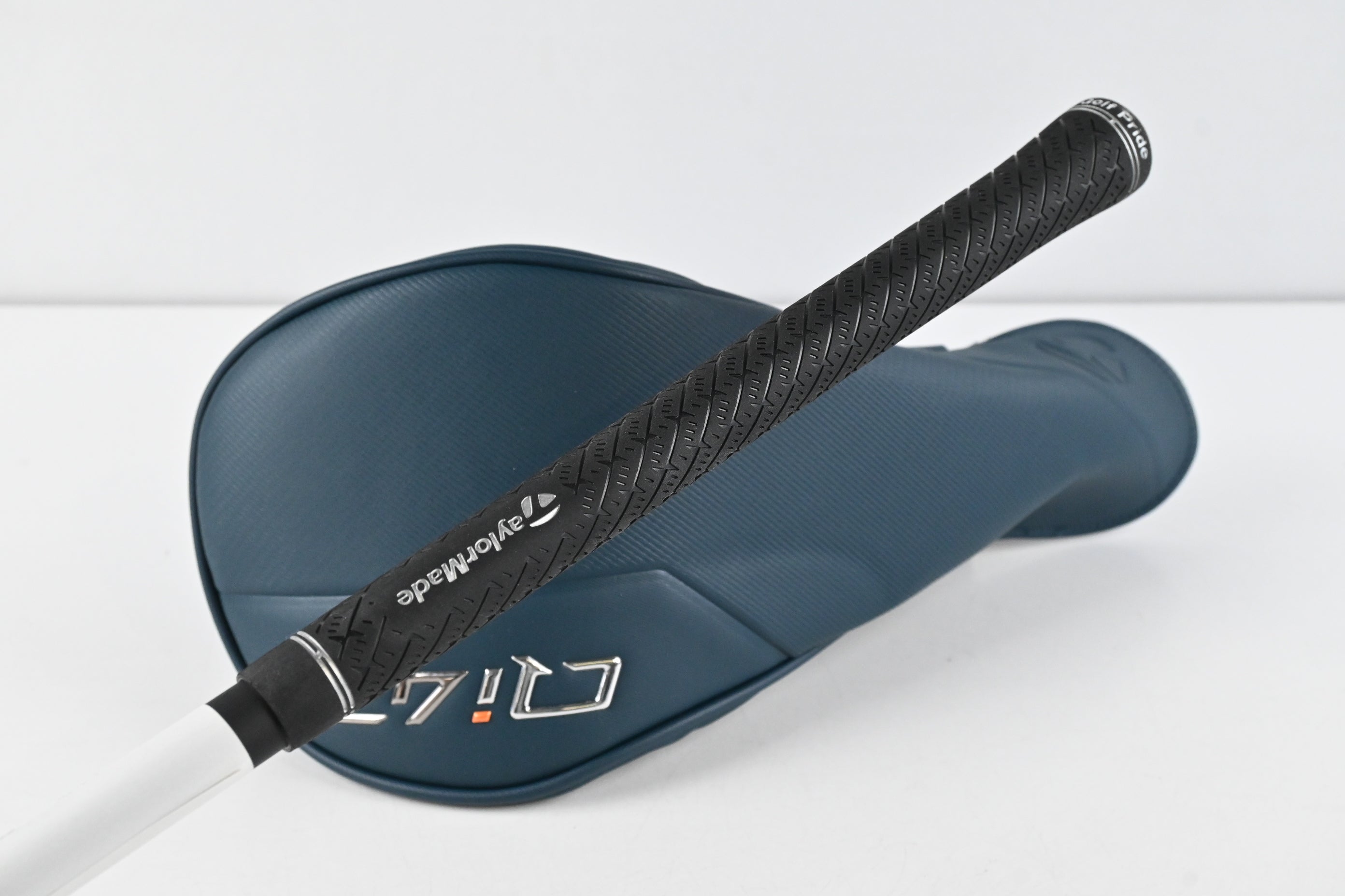 Taylormade Qi4D Driver / 9 Degree / Stiff Flex Reax Blue 50 Shaft