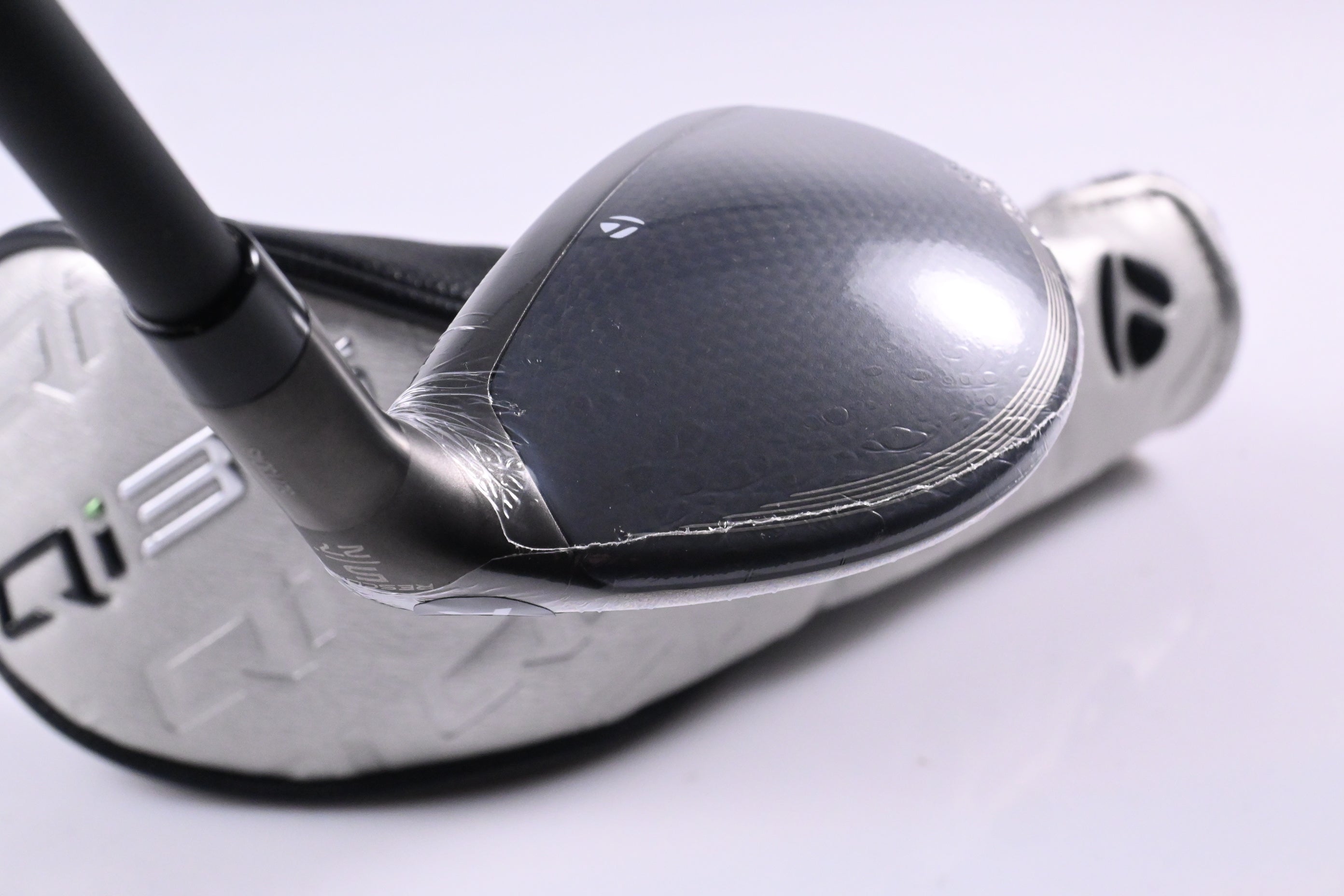 Taylormade Qi35 Max Lite #5 Hybrid / 27 Degree / Senior Flex Vanquish 5 Shaft