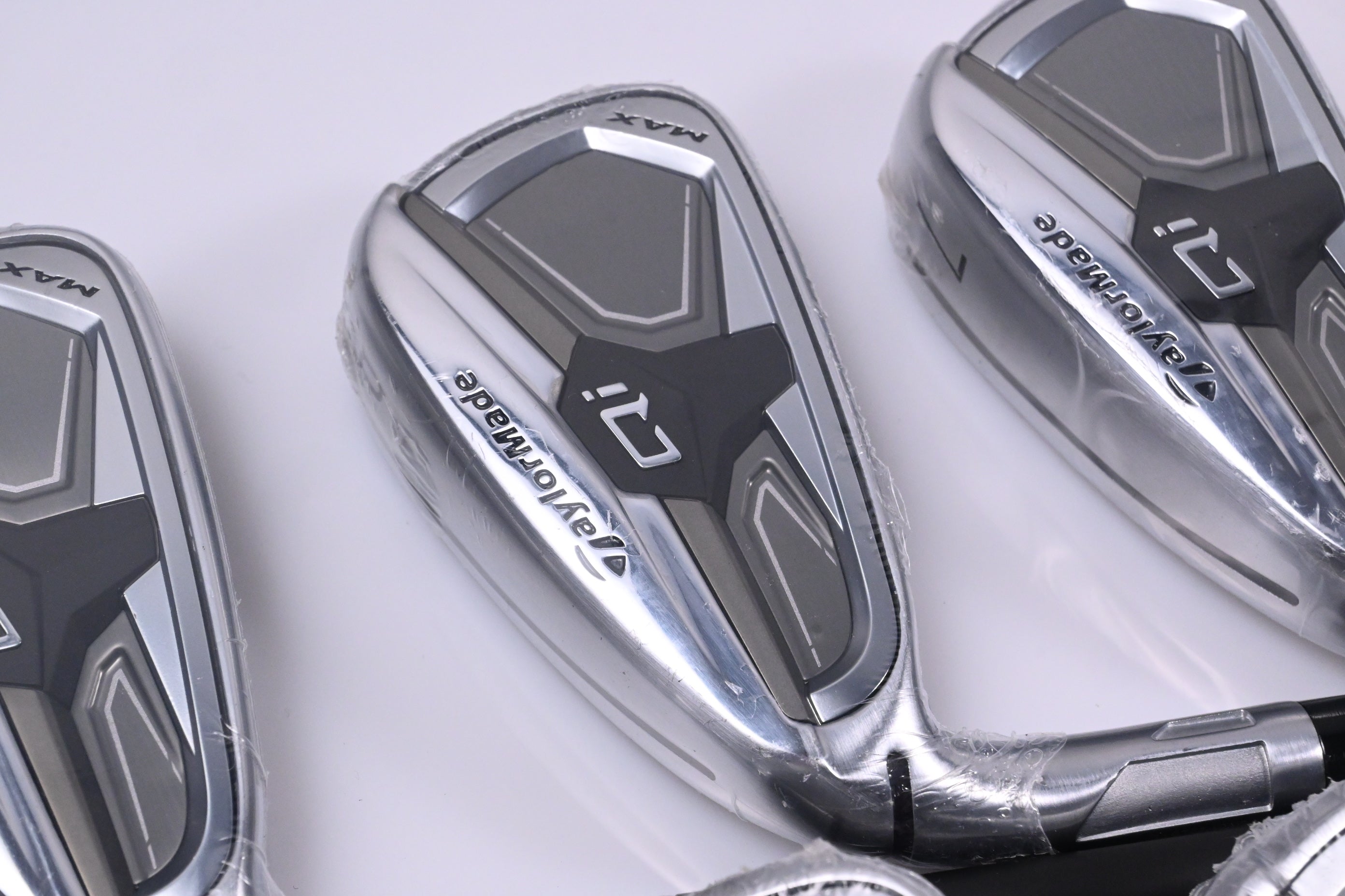 Left Hand Taylormade Qi Irons / 5-PW+GW / Regular Flex KBS REAX 65 White Shafts
