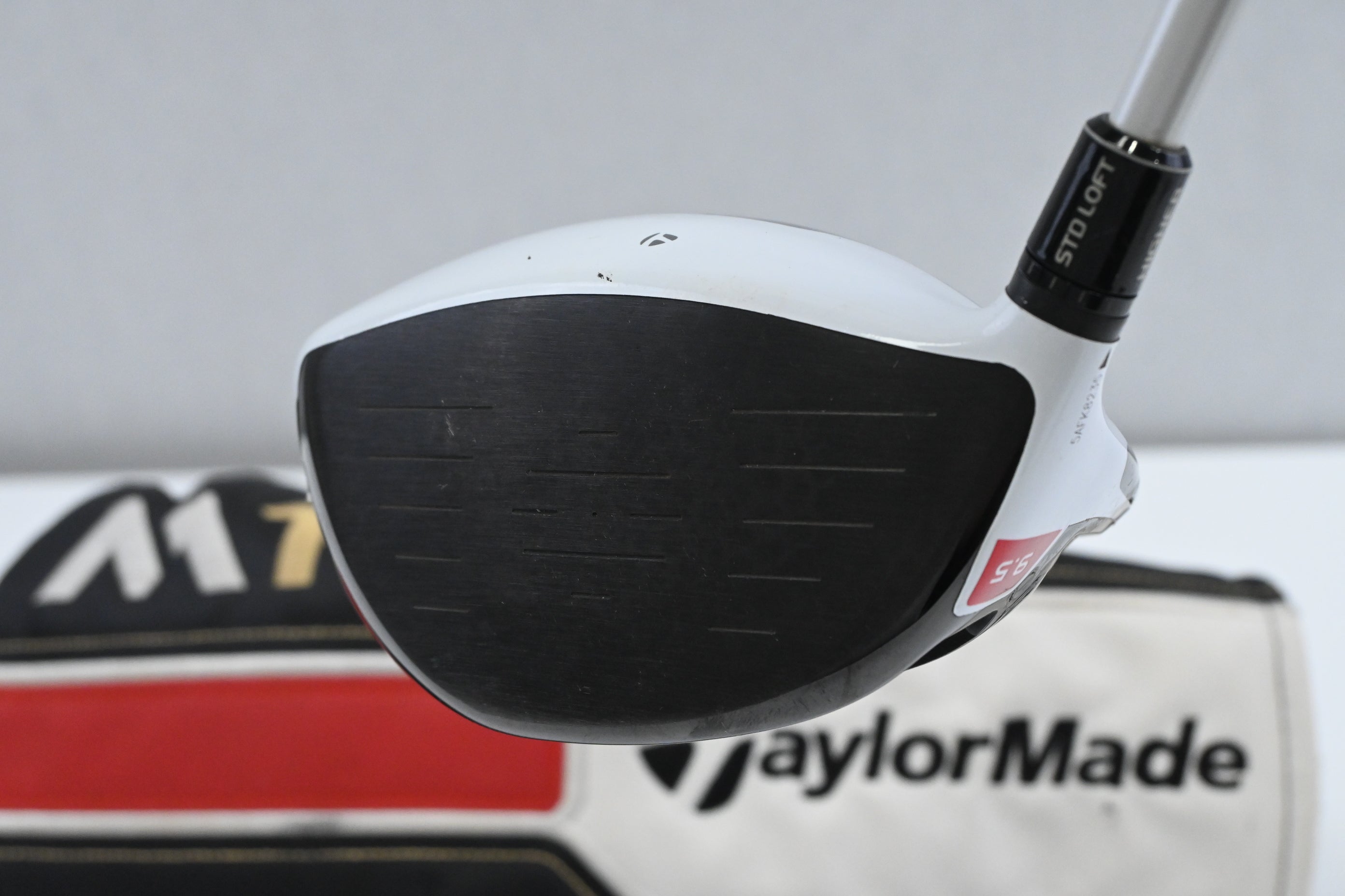 Taylormade M1 2016 Driver / 9.5 Degree / X-Flex Aldila Rogue Silver 70