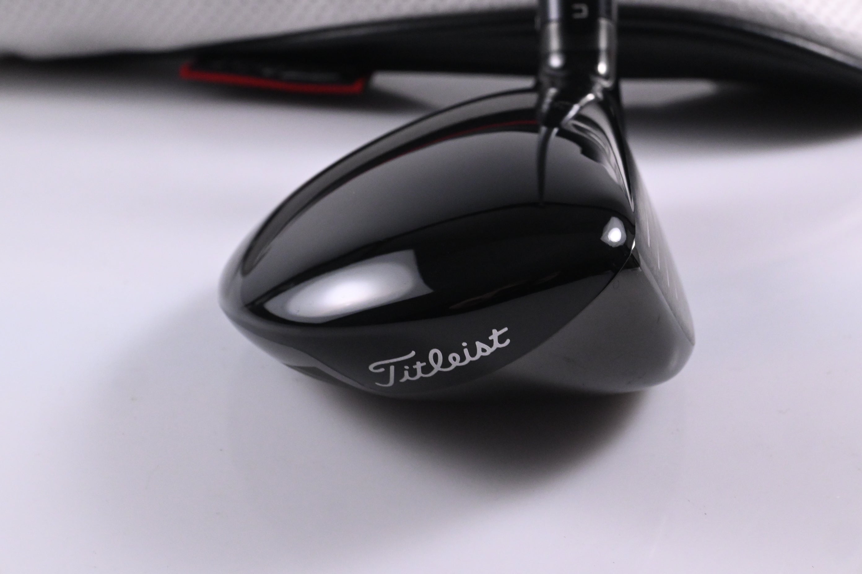 Titleist GT1 #4 Hybrid / 20 Degree / Regular Flex Fujikura Air Speeder 50 Shaft