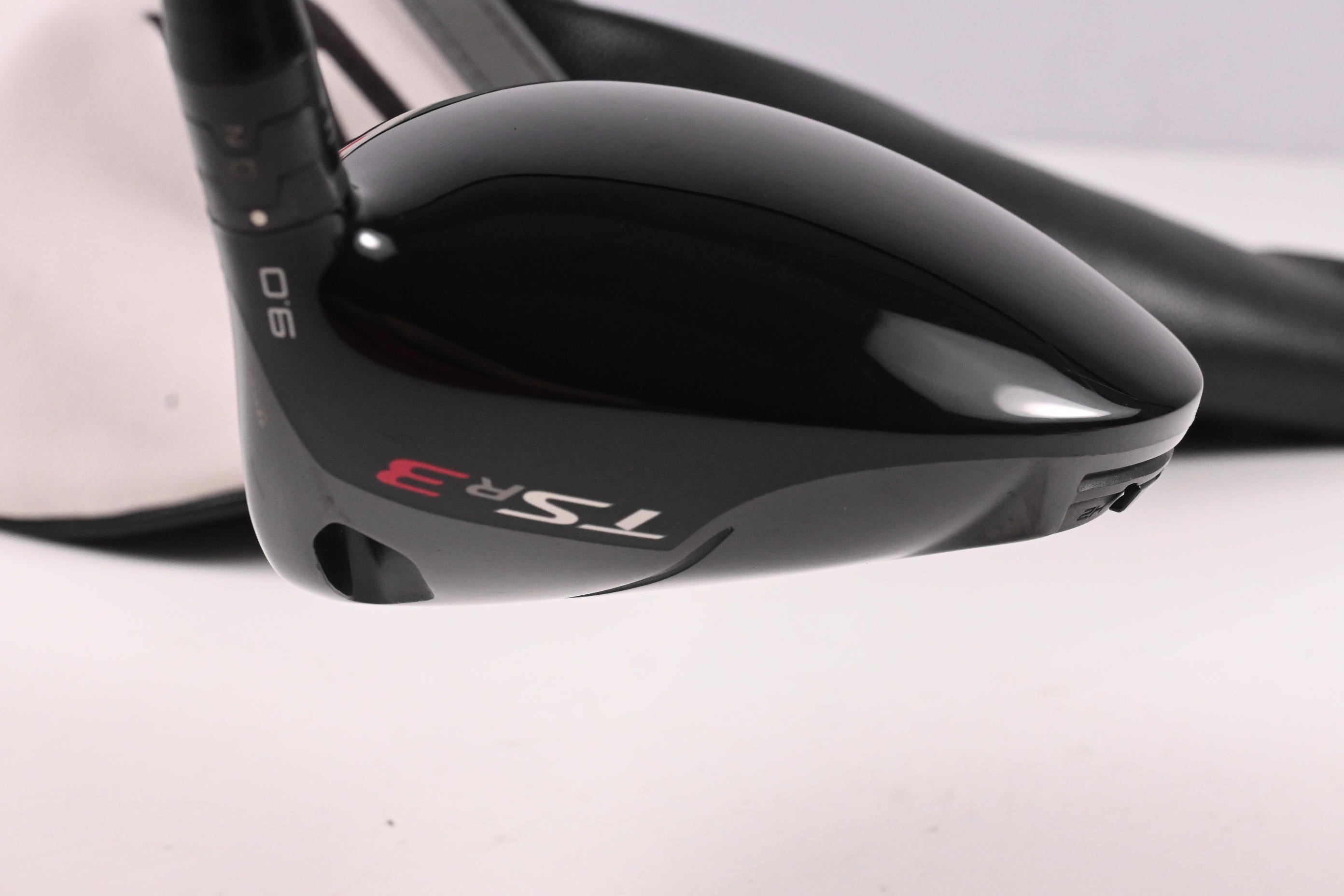Titleist TSR3 Driver / 9 Degree / Stiff Flex HZRDUS Smoke RDX Black 60 Shaft