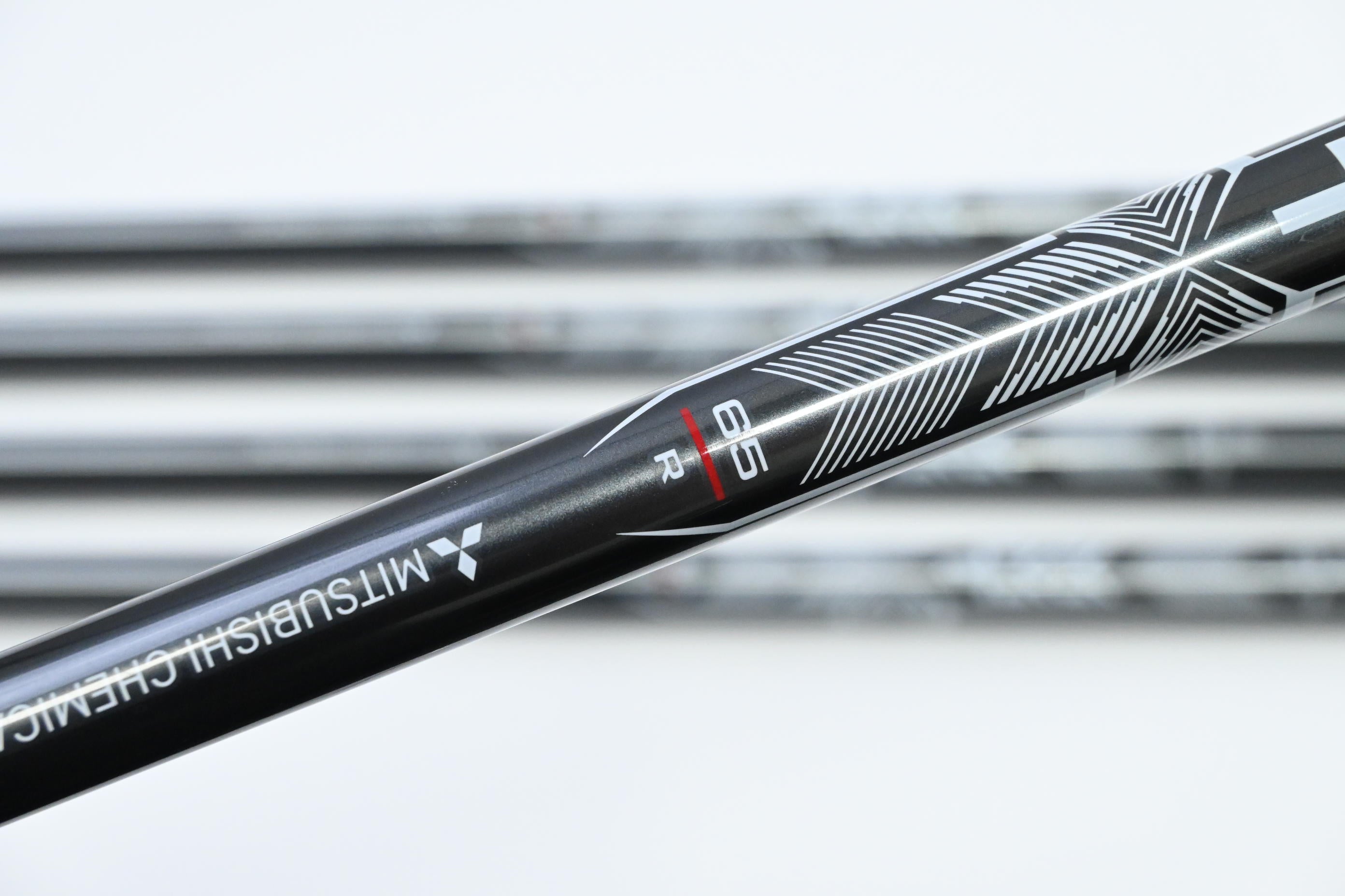 Titleist T250 2025 Irons / 7-PW+GW / Regular Flex MMT 65 Shafts