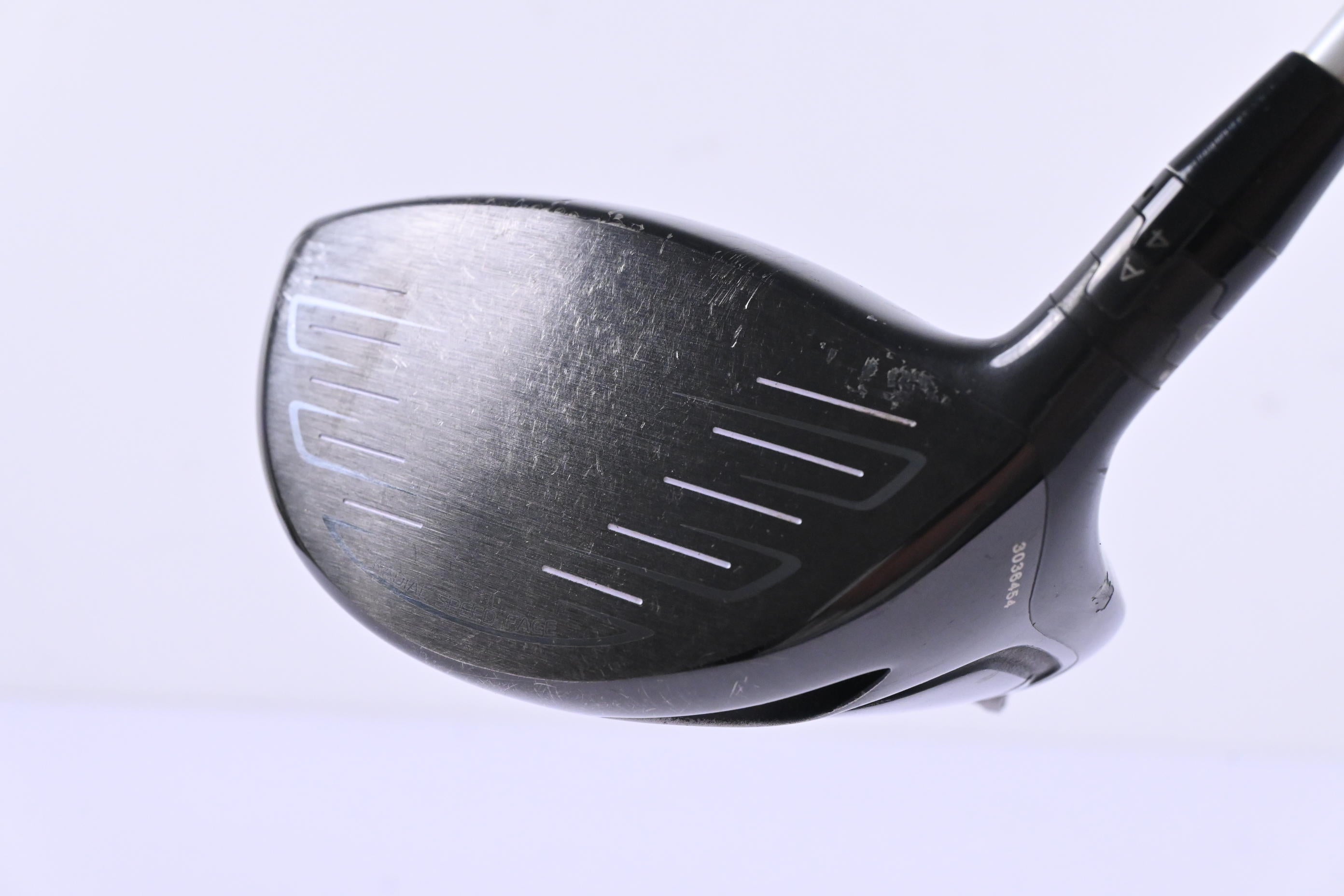 Titleist 917 D2 Driver / 9.5 Degree / Stiff Flex Aldila Rogue Silver 60 Shaft