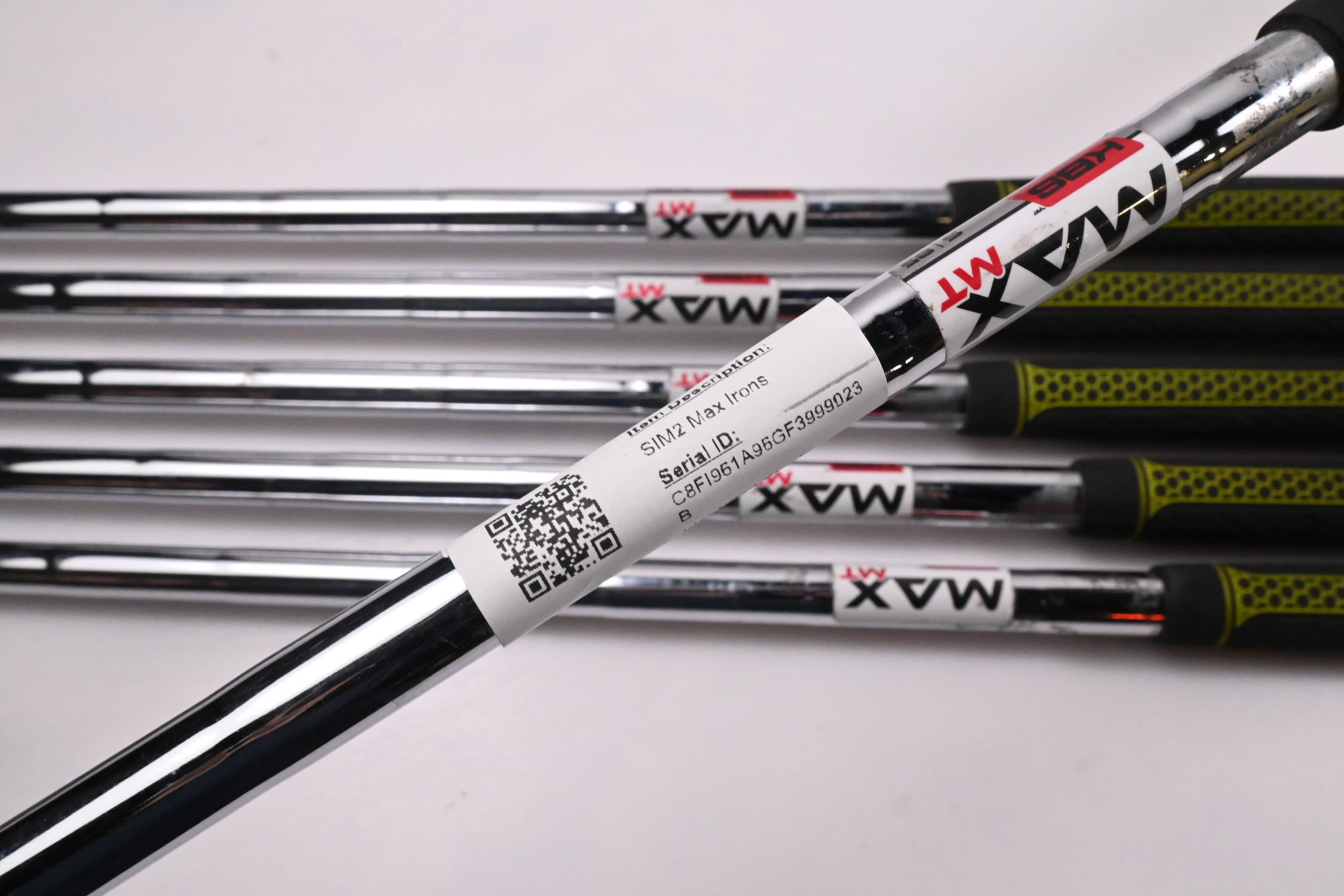 Taylormade SIM2 Max Irons / 6-PW+GW / Stiff Flex KBS MAX MT 85 Shafts