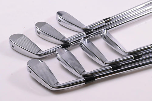 Cobra King CB/MB Irons / 4-PW / Stiff Flex N.S.Pro Modus³ Tour 120 Shafts