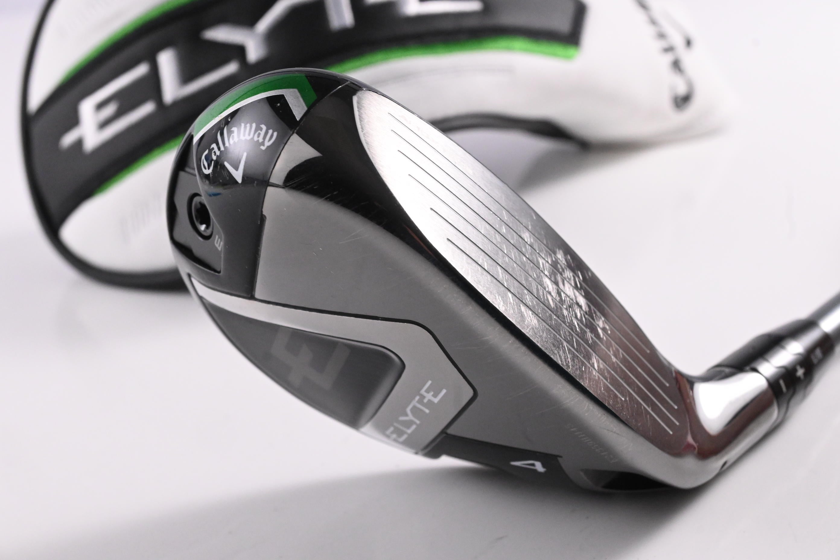 Callaway Elyte #4 Hybrid / 22 Degree / Regular Flex Denali Charcoal 60 Shaft