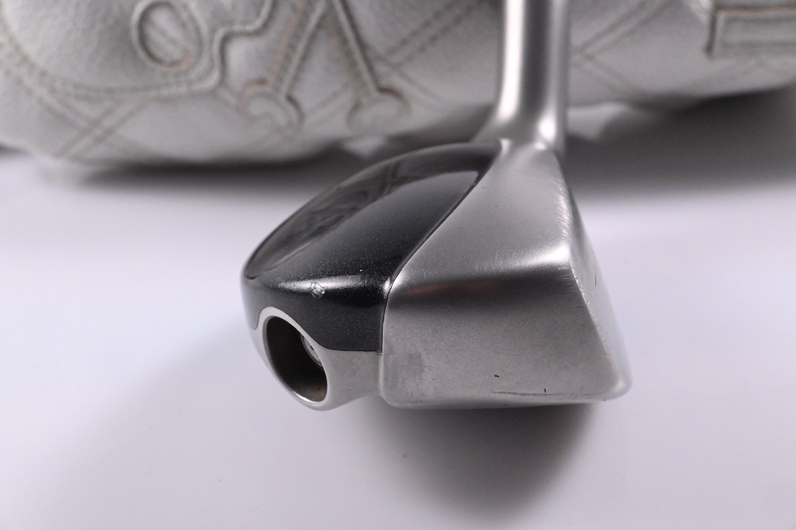 Taylormade Rescue Mid #4 Hybrid / 22 Degree / Regular Flex Taylormade Ultralite