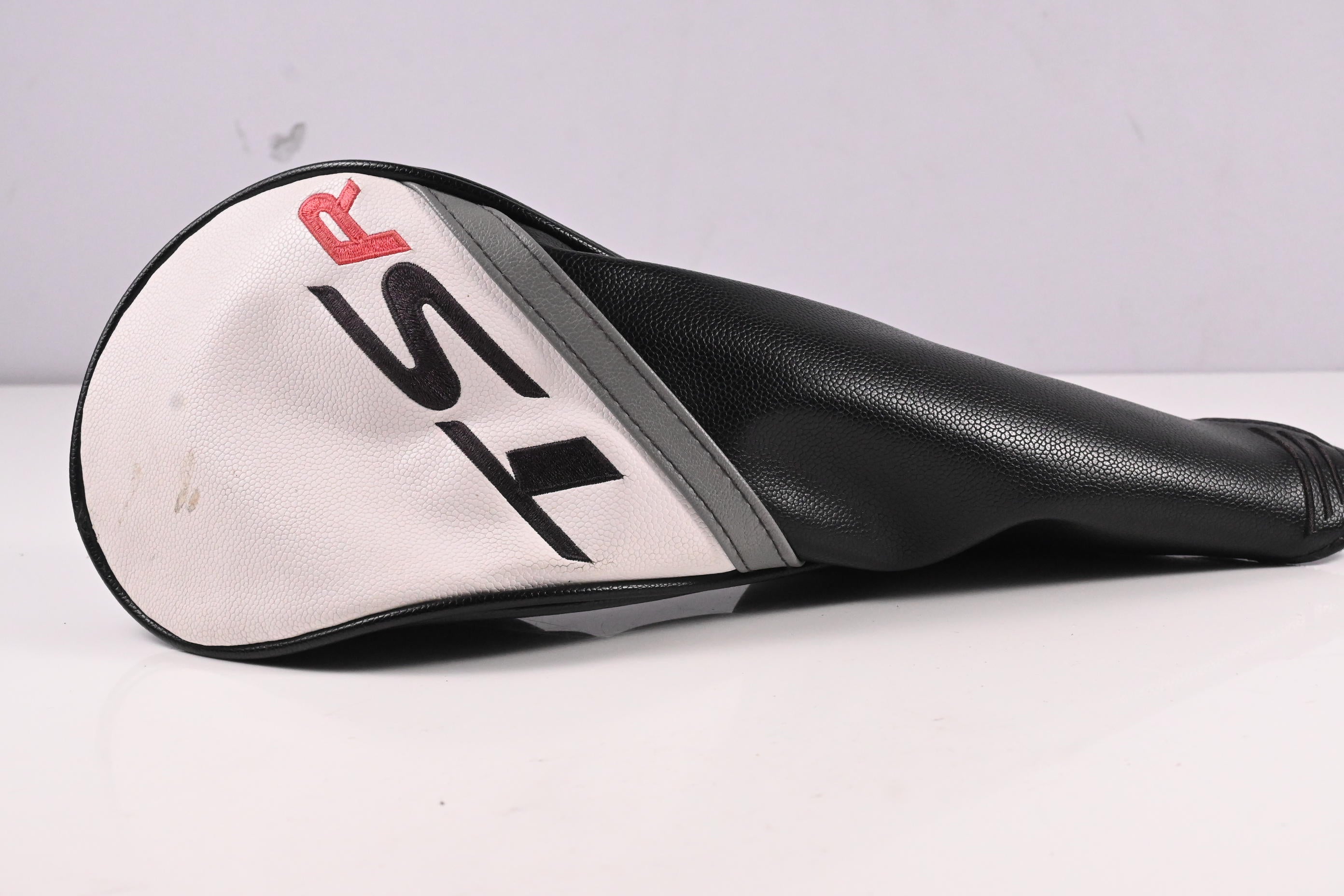Titleist TSR3 Driver / 9 Degree / Stiff Flex HZRDUS Smoke RDX Black 60 Shaft
