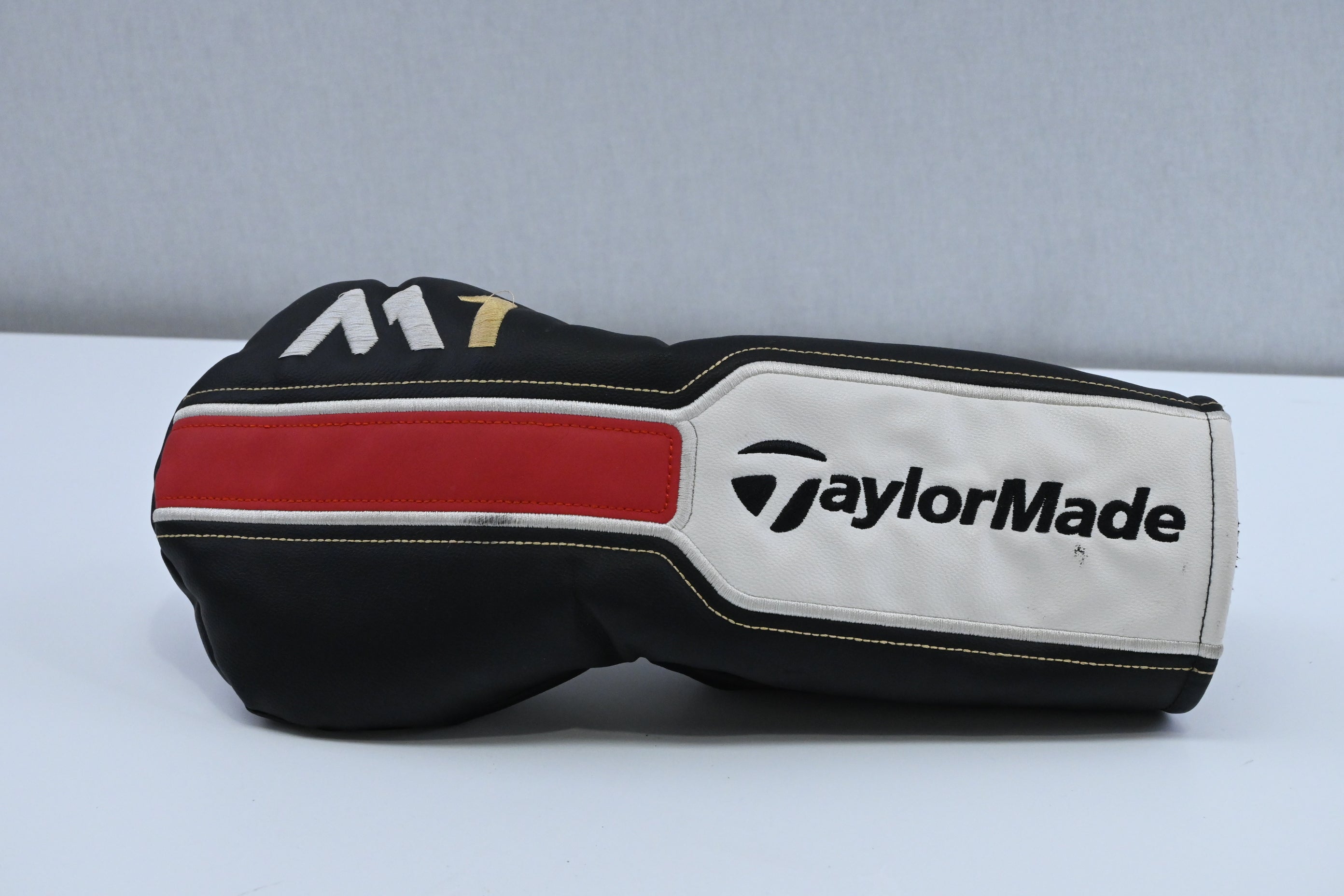 Taylormade M1 2016 Driver / 9.5 Degree / X-Flex Aldila Rogue Silver 70