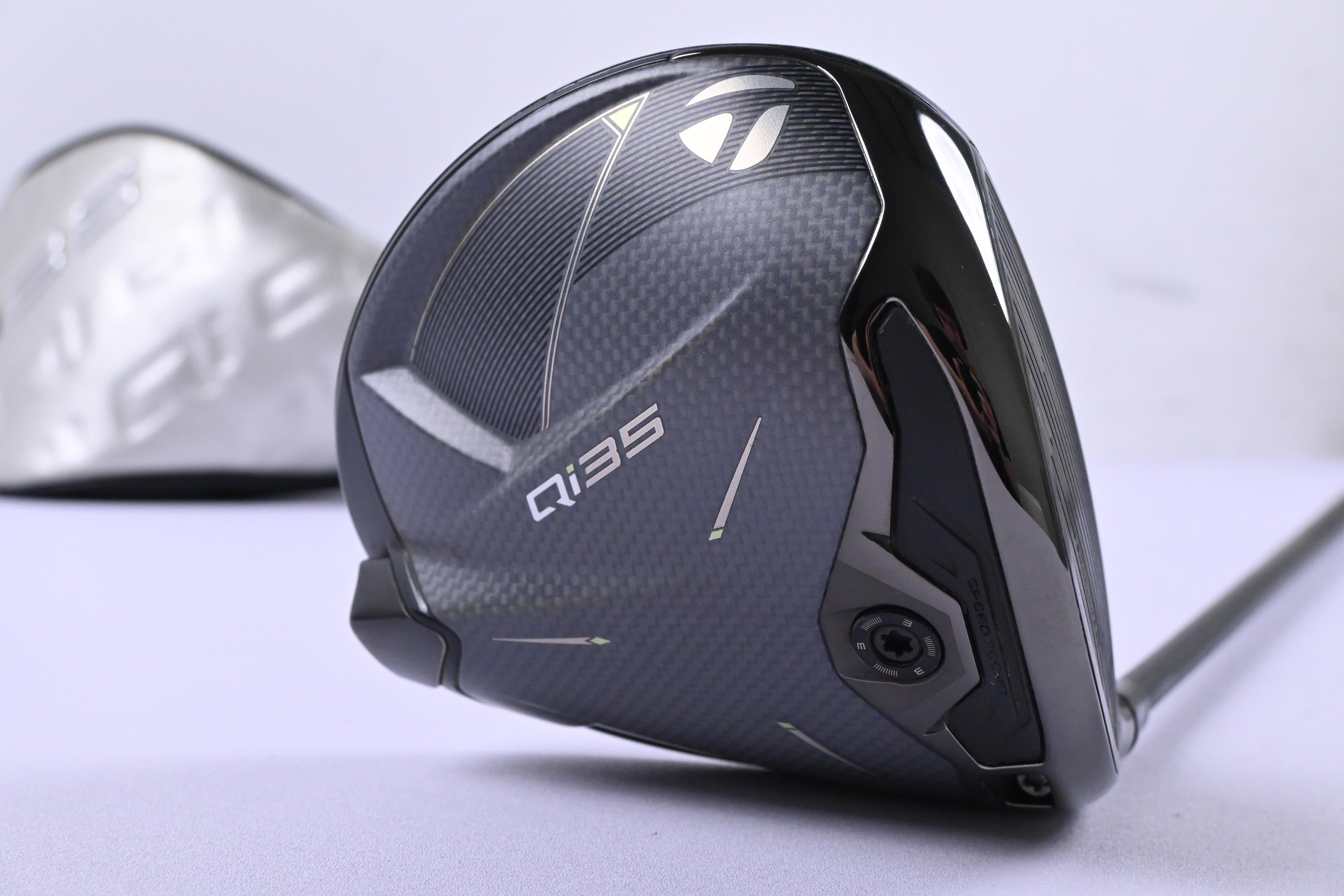 Taylormade Qi35 Driver / 10.5 Degree / Stiff Flex HZRDUS Gen5 Black 60 Shaft