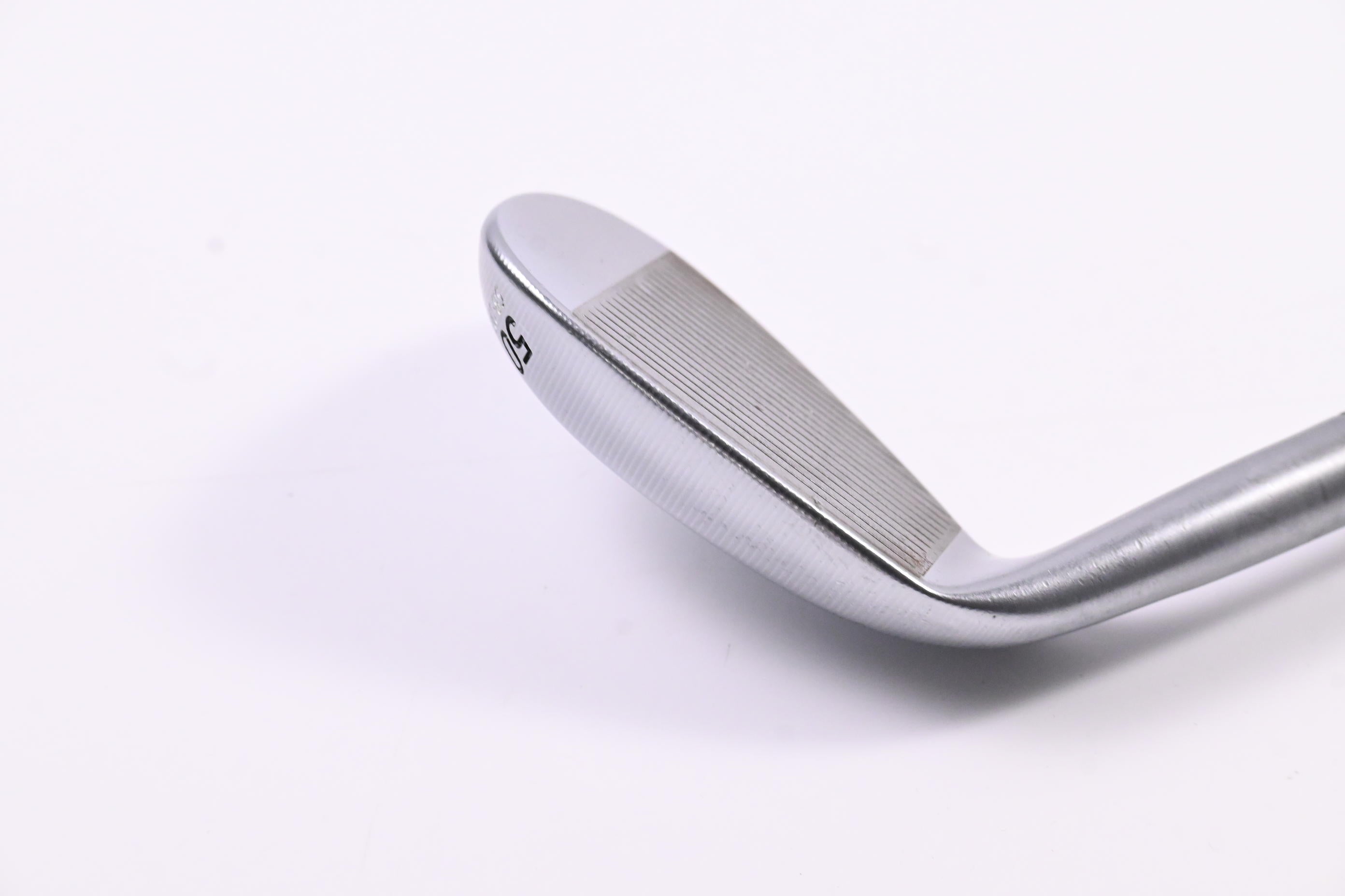 Taylormade Milled Grind 5 Gap Wedge / 50 Degree / Wedge Flex Dynamic Gold 115
