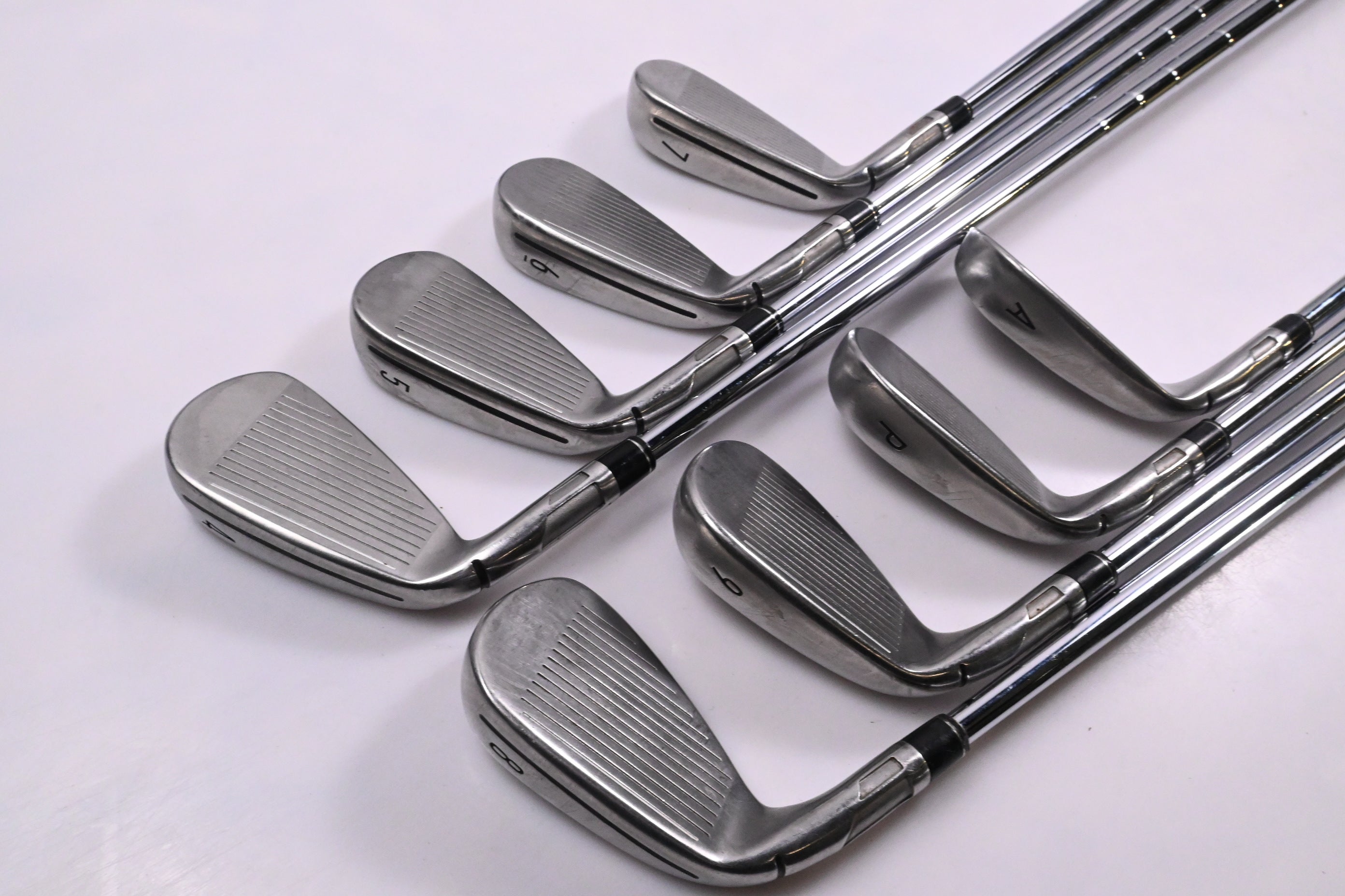 Taylormade Stealth Irons / 4-PW+GW / Stiff Flex Dynamic Gold 105 S300 Shafts
