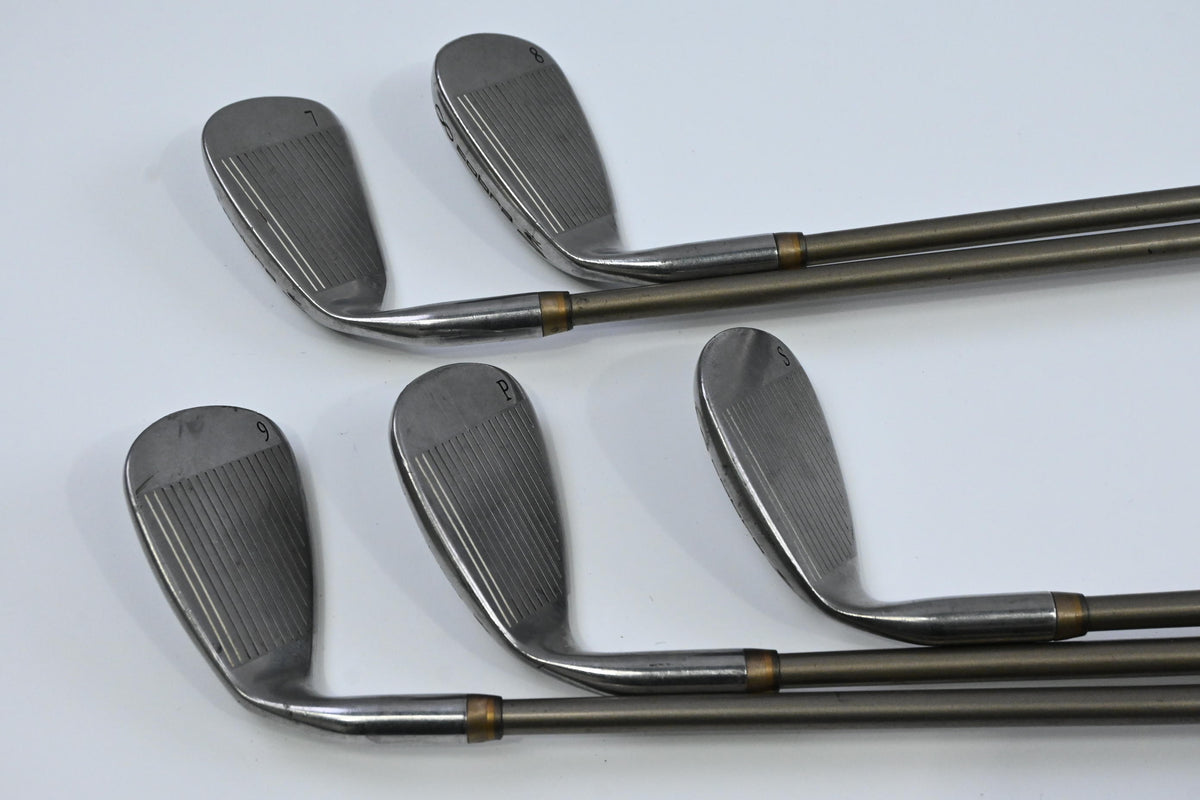 Ladies Cobra CXi Irons / 7-PW+SW / Ladies Flex Cobra Air Weight