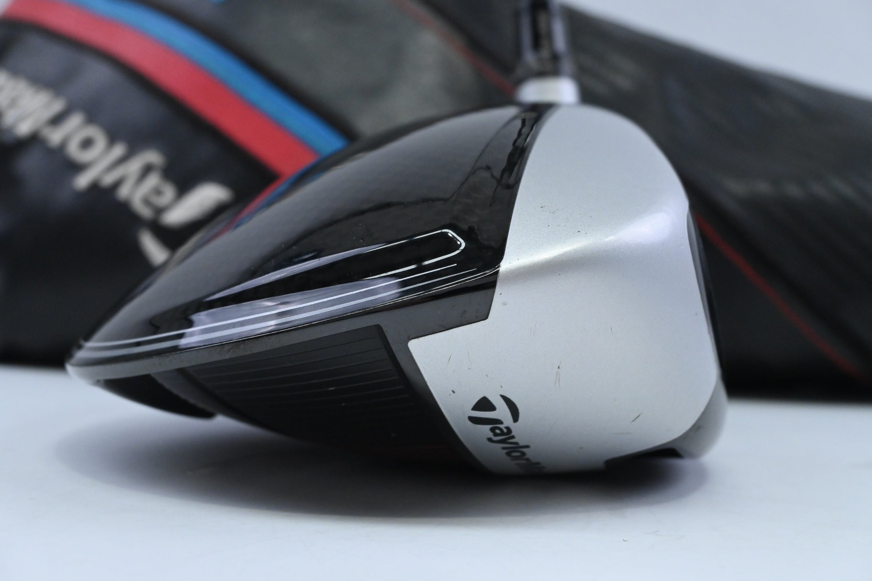 Taylormade M4 Driver / 9.5 Degree / Stiff Flex Fujikura Atmos Red 5 Shaft