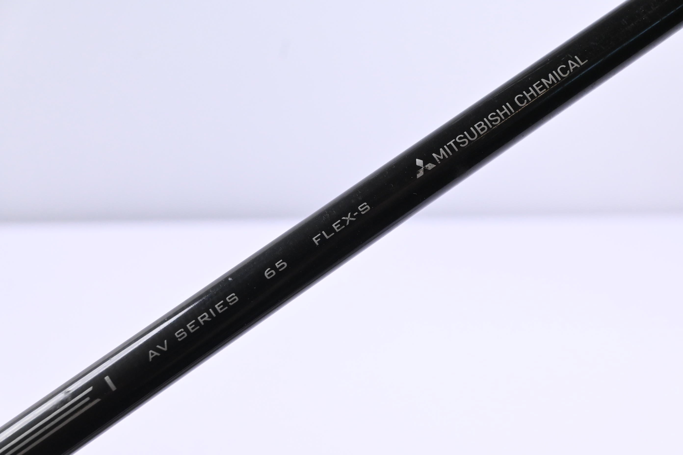 Tensei AV Raw White 65 Driver Shaft / Stiff Flex / Titleist Adapter